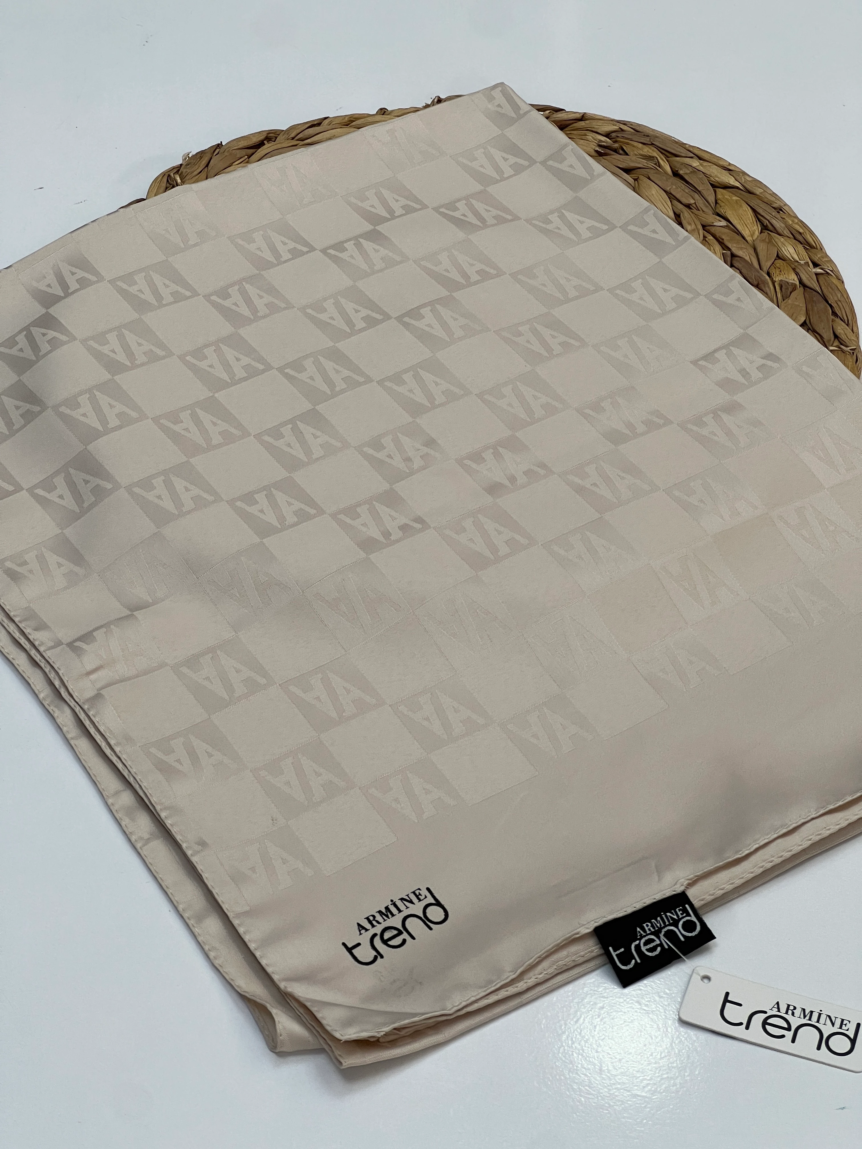 ARMİNE TREND JAKAR ŞALLAR - KREM