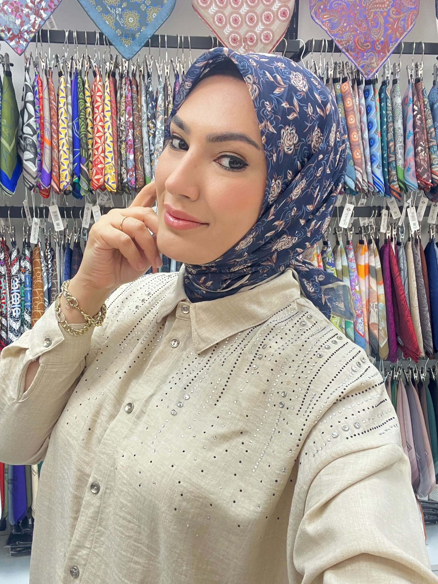 LOCELLA GÜL DESEN SOFT EŞARP