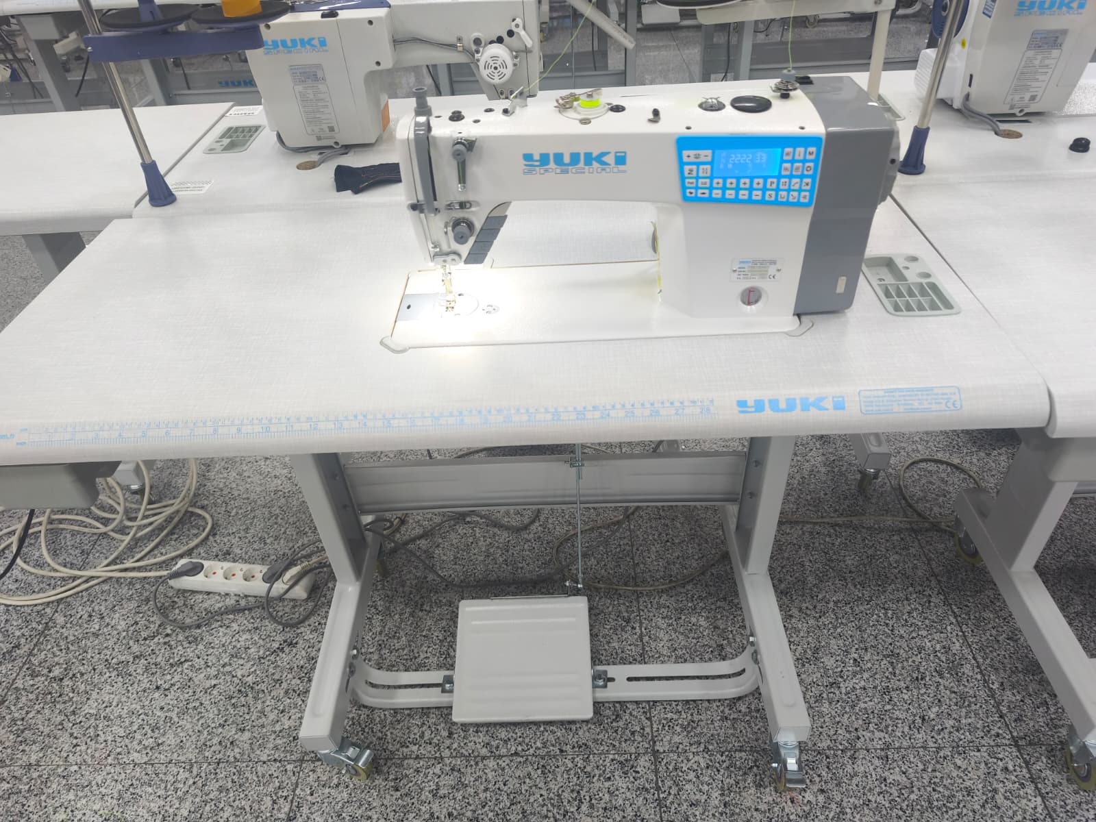 Yuki YK-525 Kapalı Kartel Otomatik Düz Dikiş Makinası