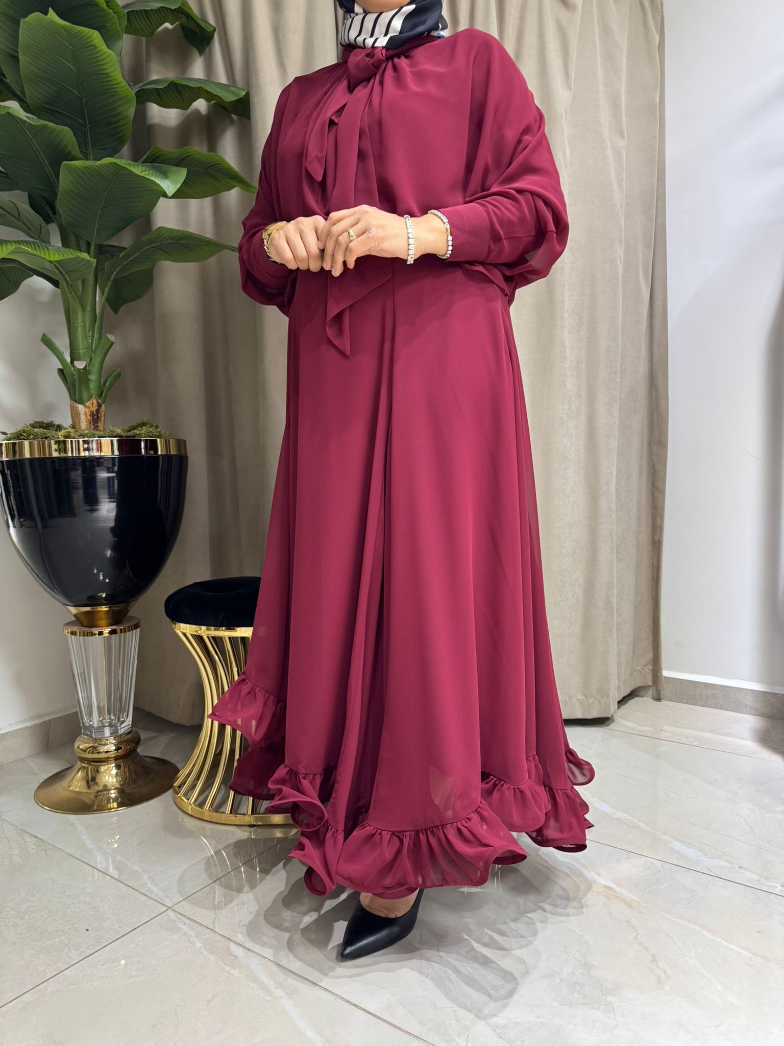 GHİSA ETEKLİ TAKIM 1860