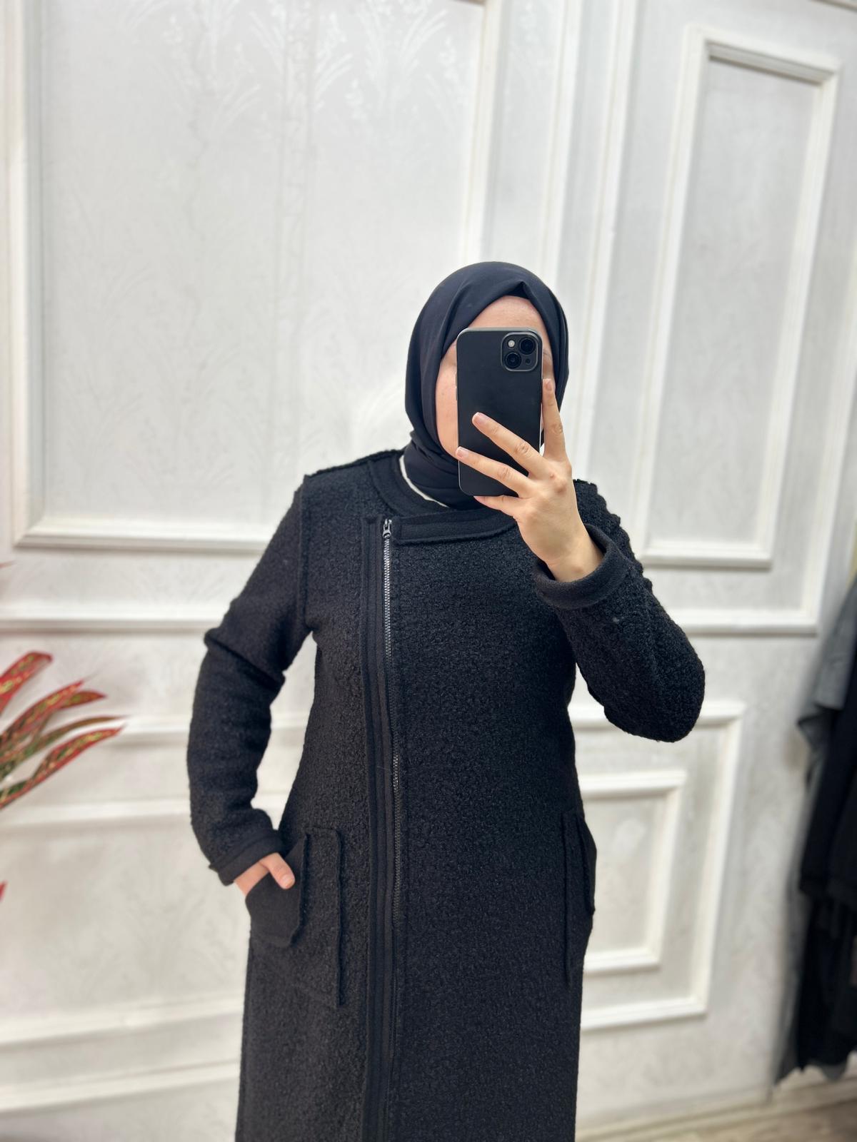 Kuzu tüyü kaban (siyah)