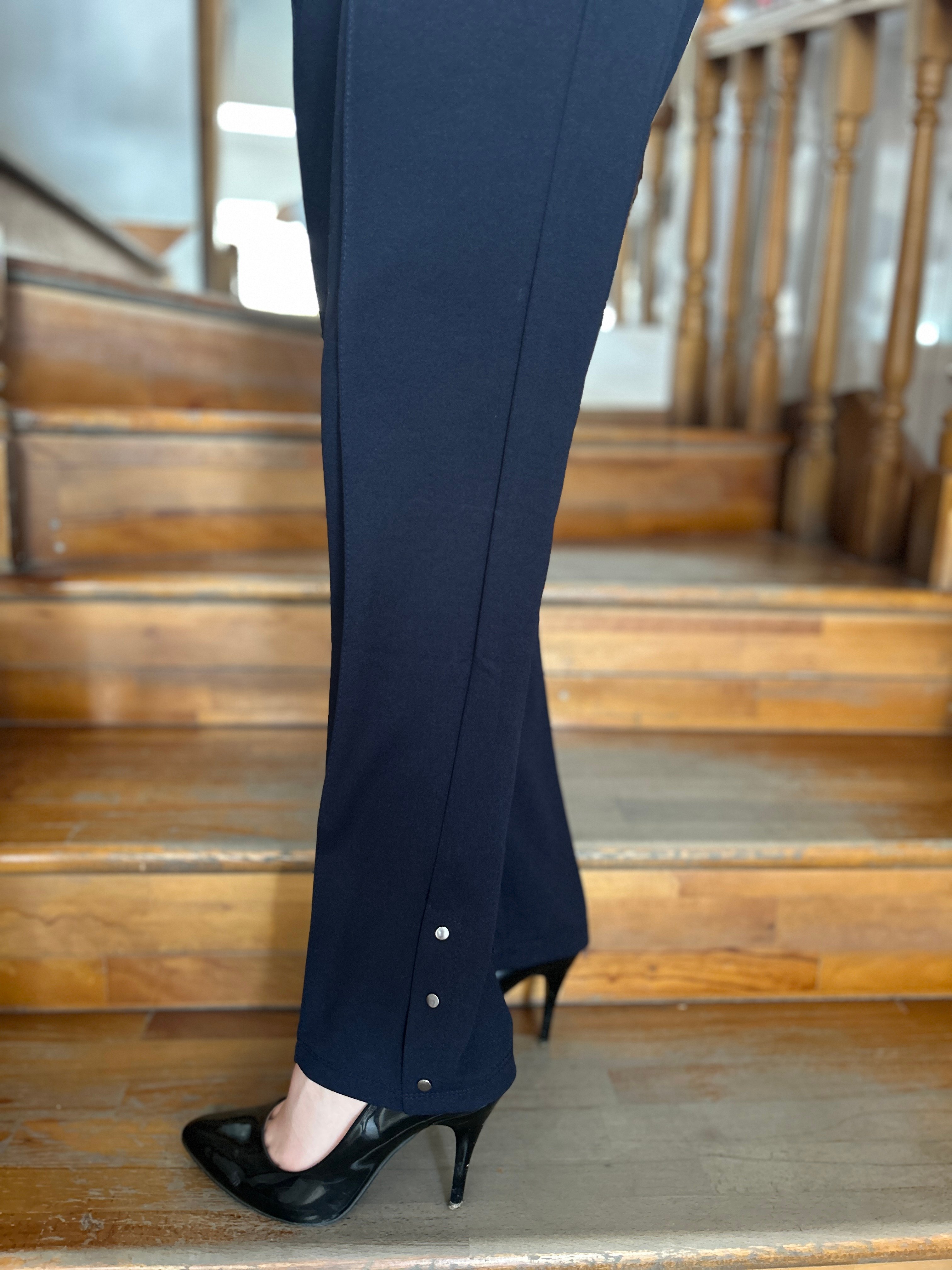 Paçası Zımbalı Pantolon (Lacivert)