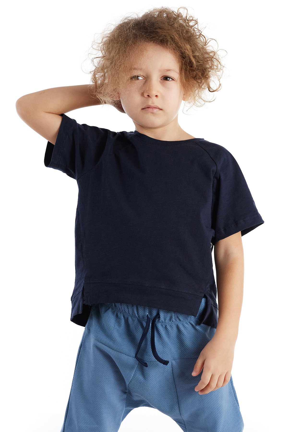 Asimetric Kesimli Unisex Kısa Kol Çocuk Tişört