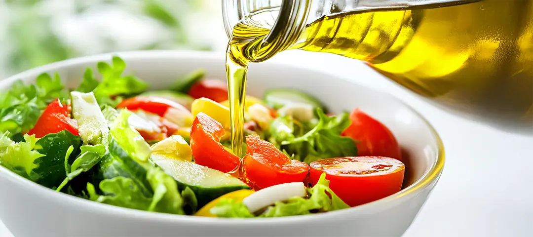Salatalara Hangi Yağ Konur?