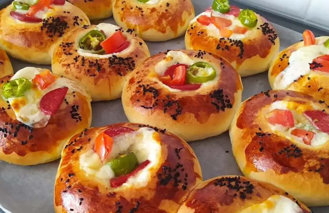 Pizza Poğaça Tarifi