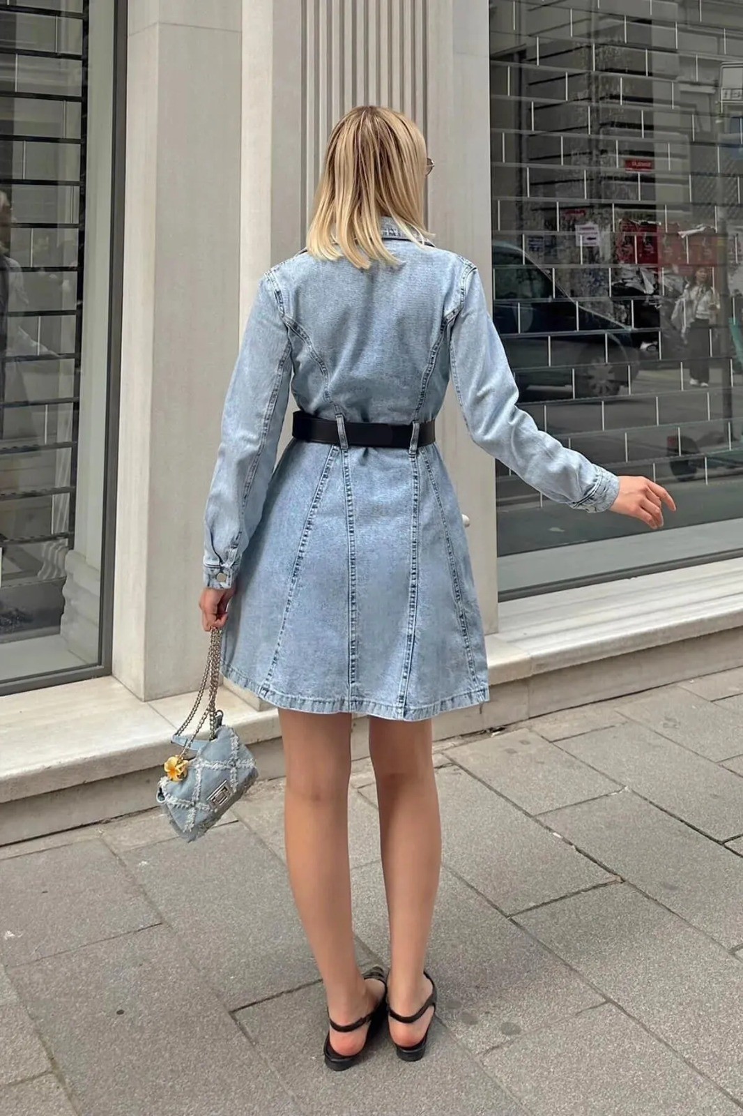 [SERİ] Düğme Detaylı Kemerli Mini Kot Elbise - 20559 Mavi
