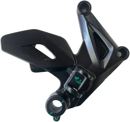 ÖN BRAKET SAĞ BAJAJ PULSAR RS200