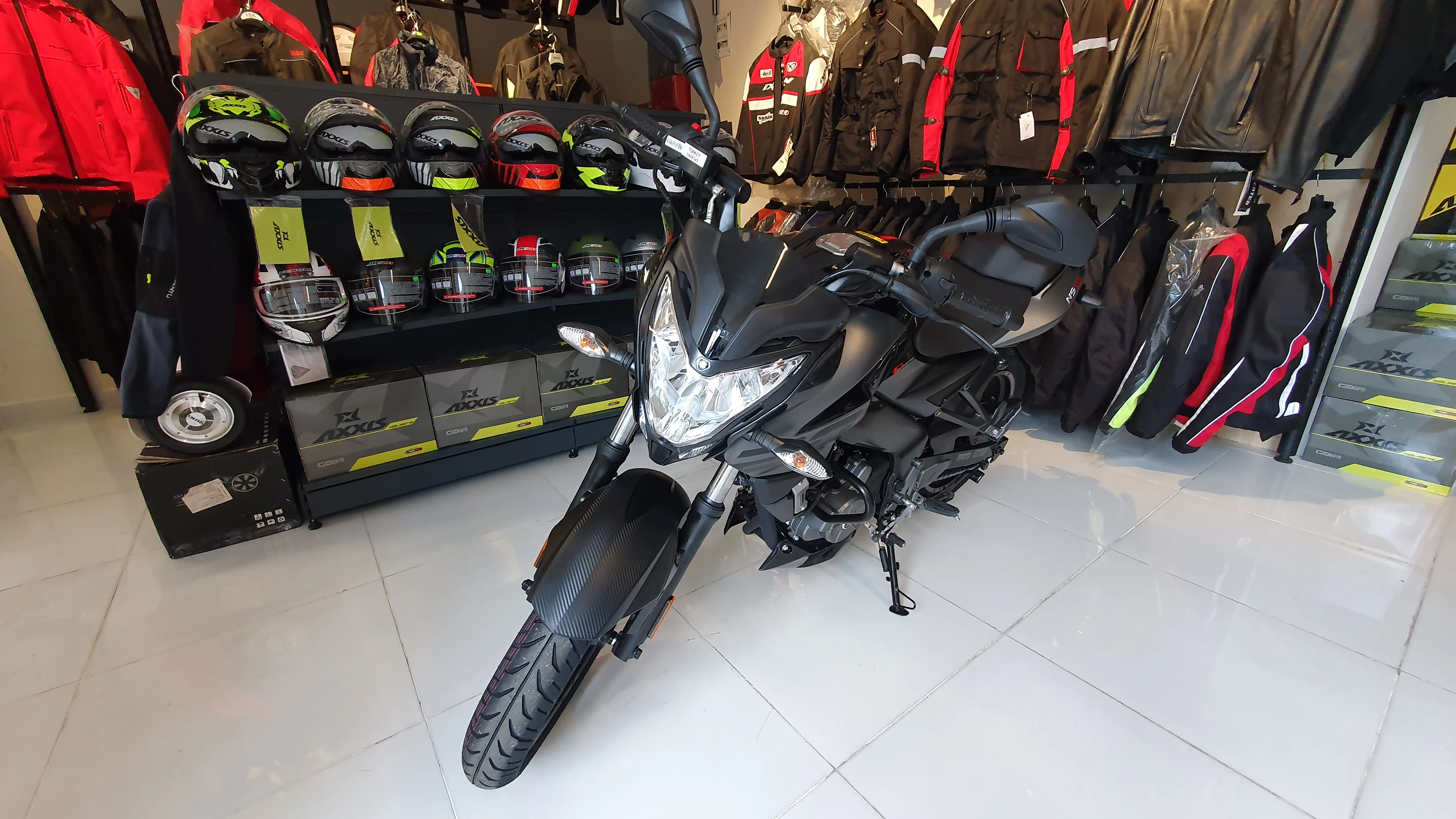 BAJAJ PULSAR NS200 euro 5 MOTOSİKLET