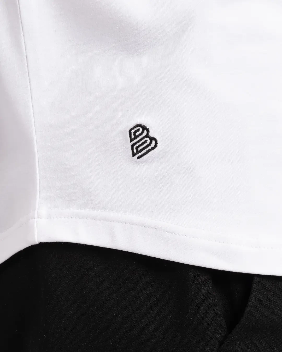 AD Erkek Beyaz Basic Sweatshirt (ÖN SİPARİŞ)