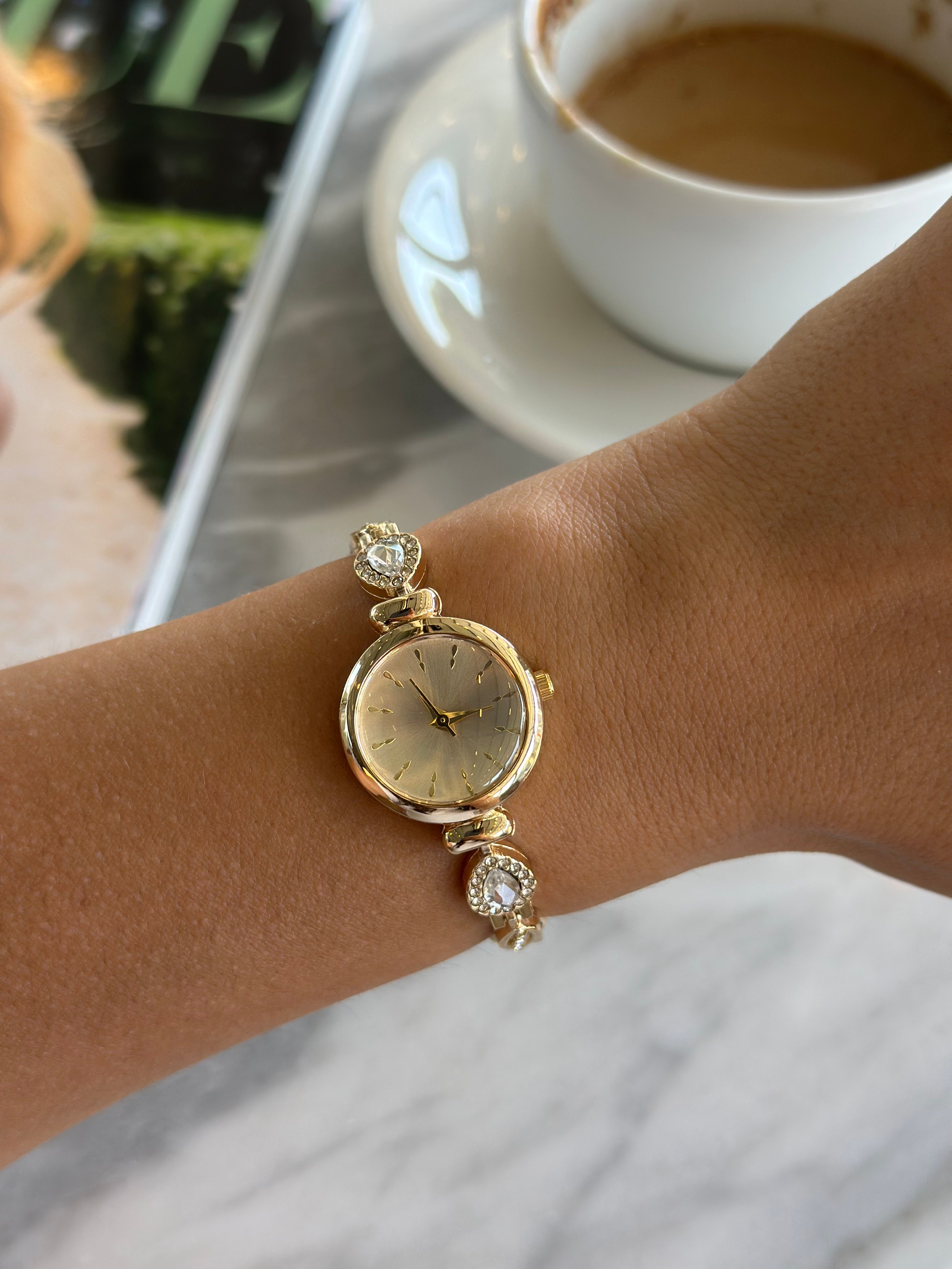 Love I Saat - Gold
