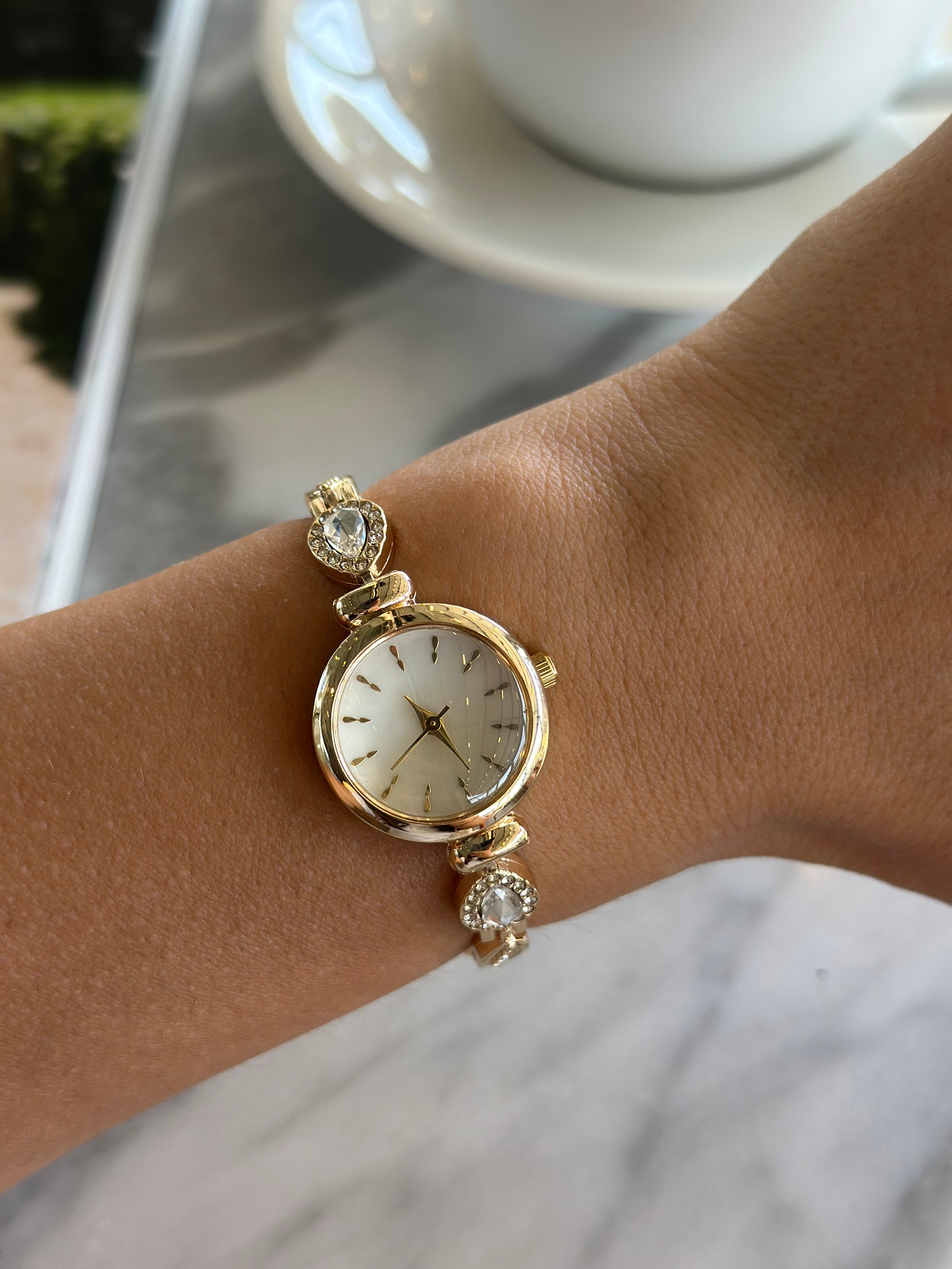 Love I Saat - Gold Beyaz