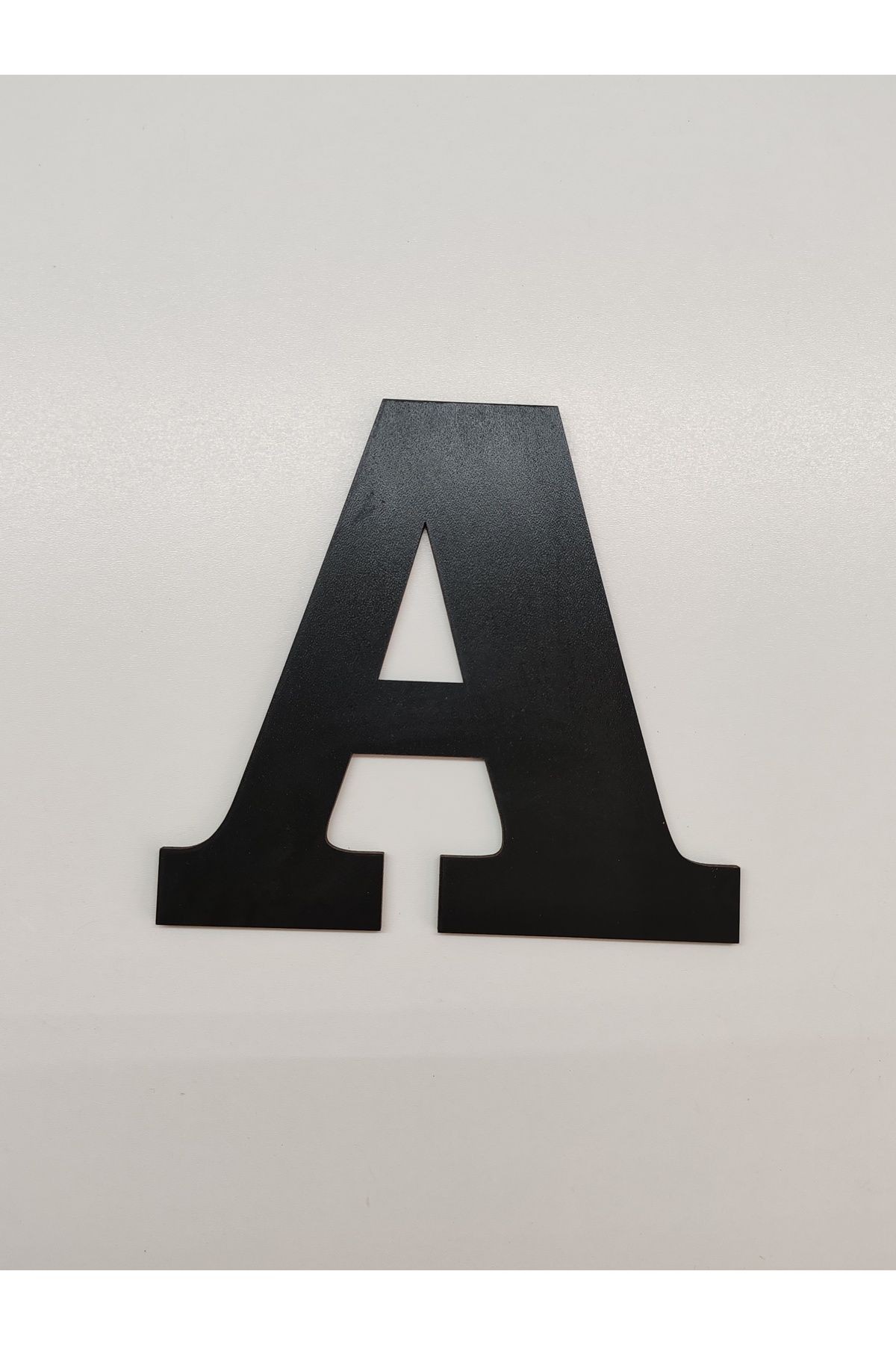 SİYAH 3 MM MDF 15 CM HARF (İSTENİLEN HARF YAPILMAKTADIR)