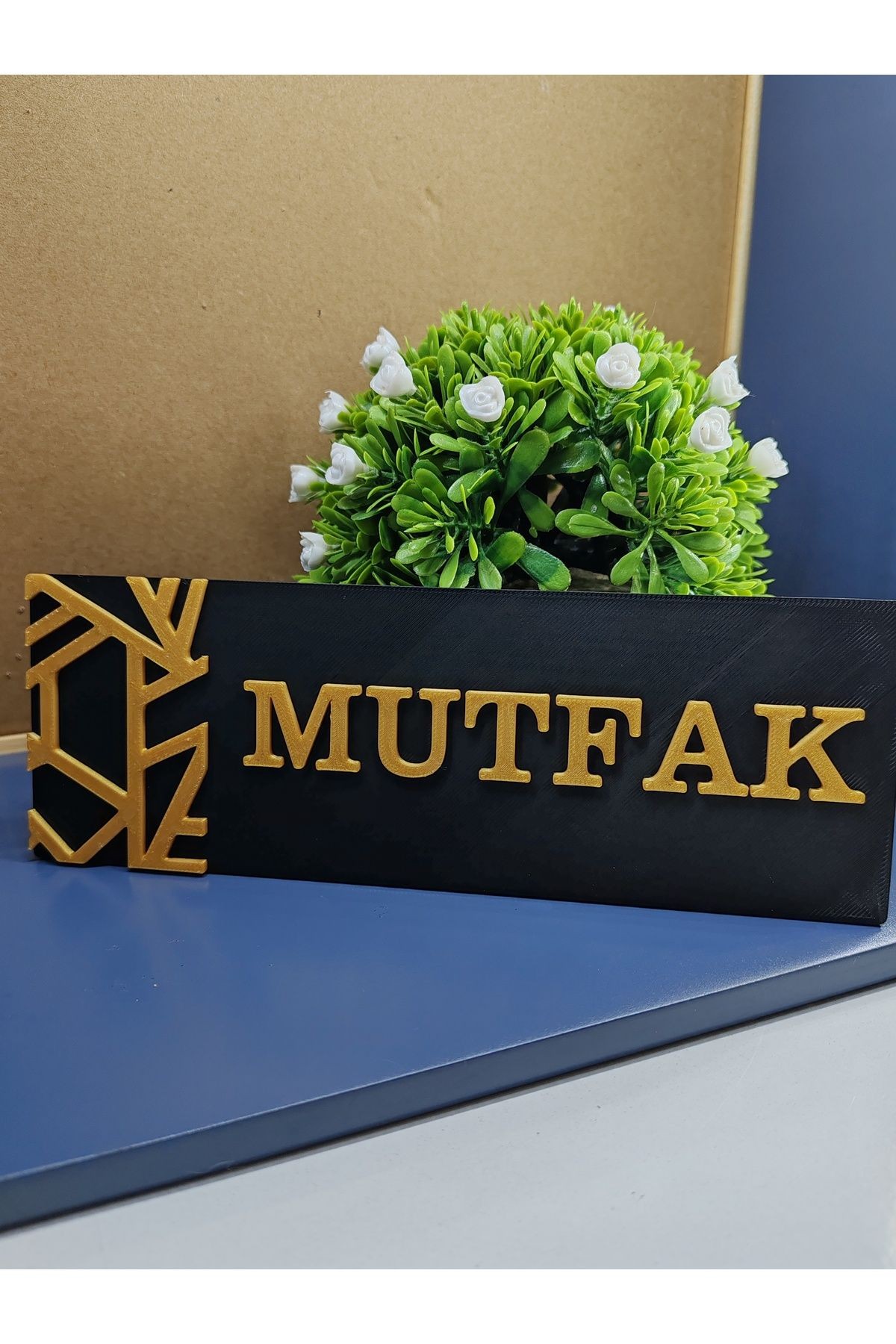 MUTFAK YAZILI YÖNLENDİRME LEVHASI 20X7 CM SİYAH ÜZERİ GOLD