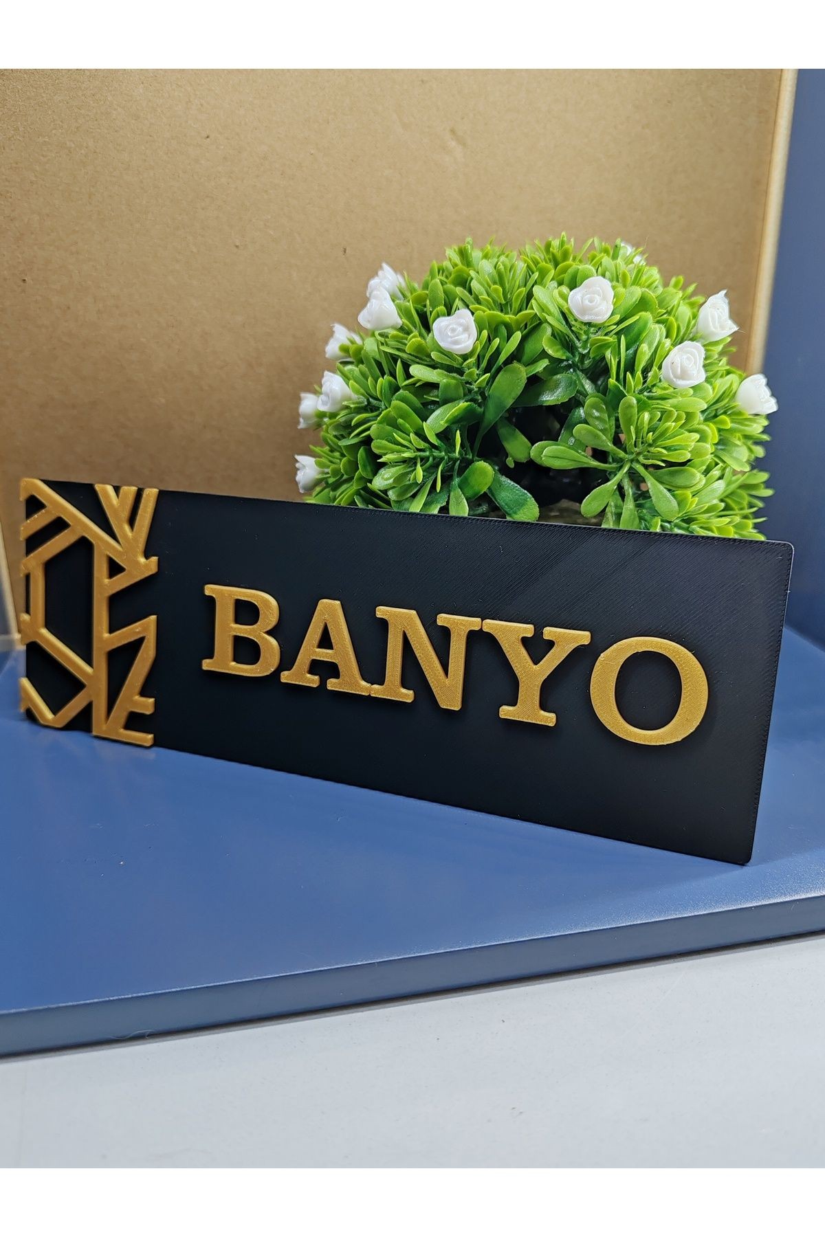 BANYO YAZILI YÖNLENDİRME LEVHASI 20X7 CM SİYAH ÜZERİ GOLD