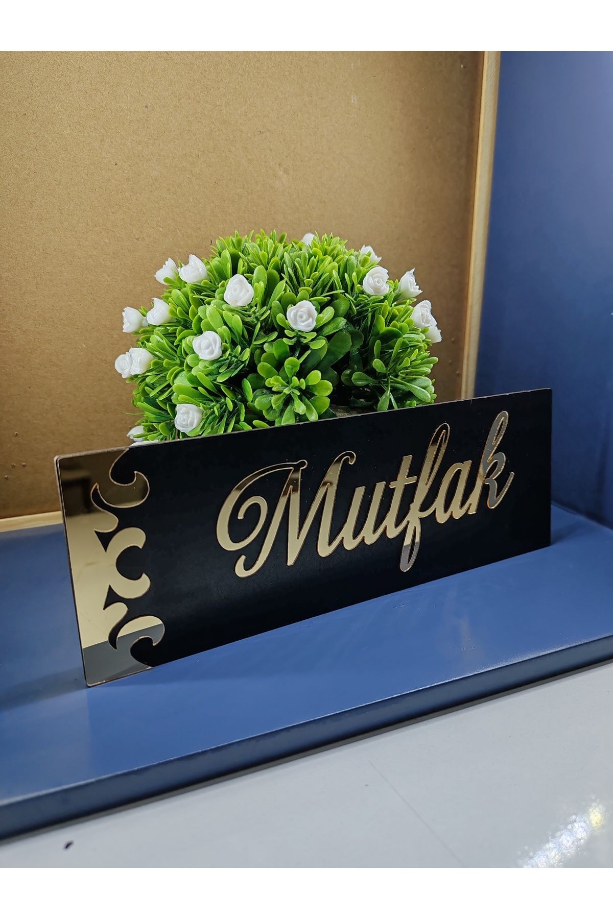 Dekoratif MUTFAK Yazılı Gold Aynalı Pleksi Yazılı Siyah Mdf Yönlendirme Levhası 20x8 cm