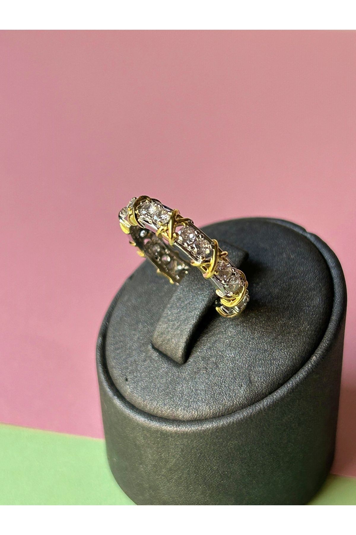 Silver Renk Yuvarlak Zirkon Taş İşlemeli Gold X Detaylı Ayarlanabilir Çelik Yüzük