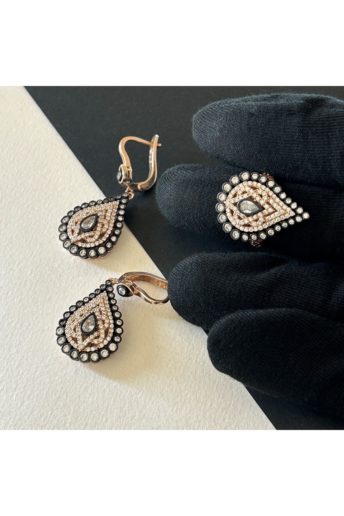 20,25 Gr Rose Renk Damla İçinde Ters-Düz Tasarım 925 Gümüş Elmas Montür Kolye Yüzük Küpe Set