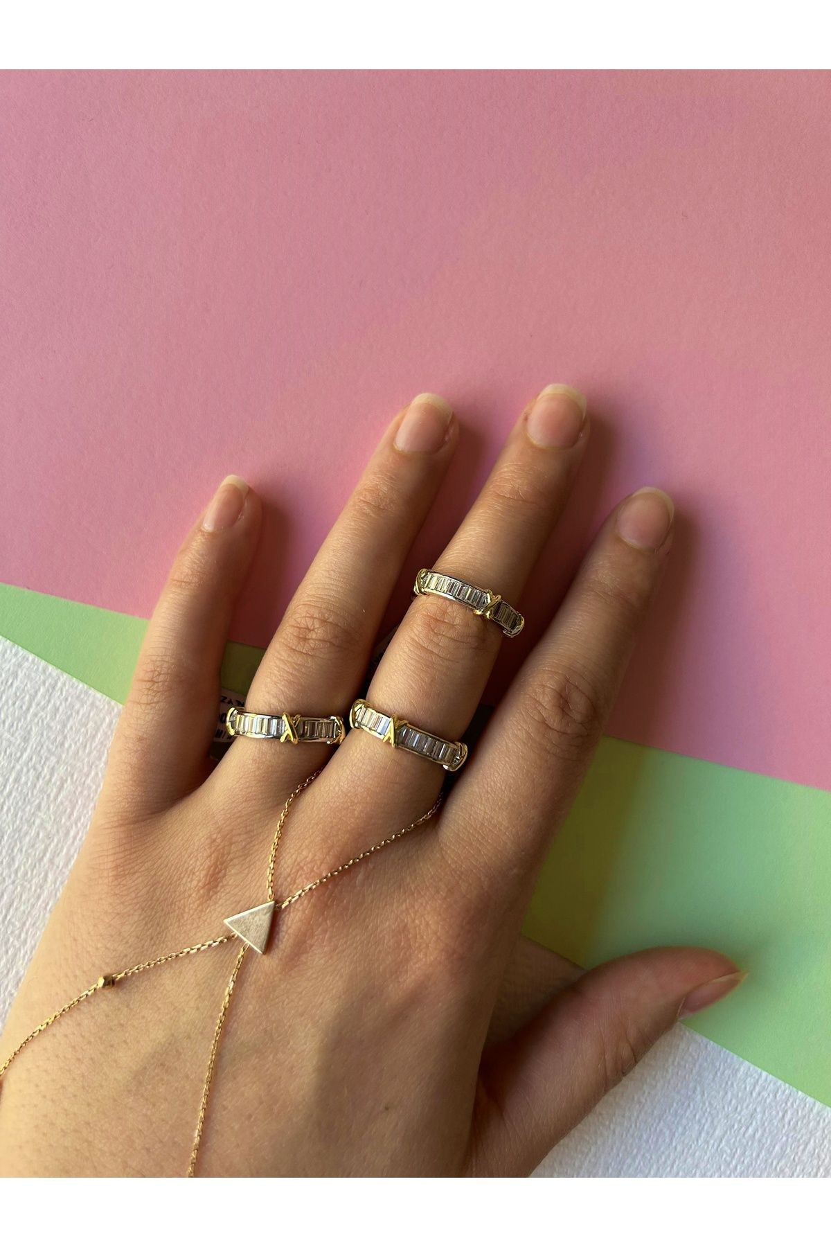Silver Renk Baget Zirkon Taşlı Gold X Detaylı Ayarlanabilir Çelik Yüzük
