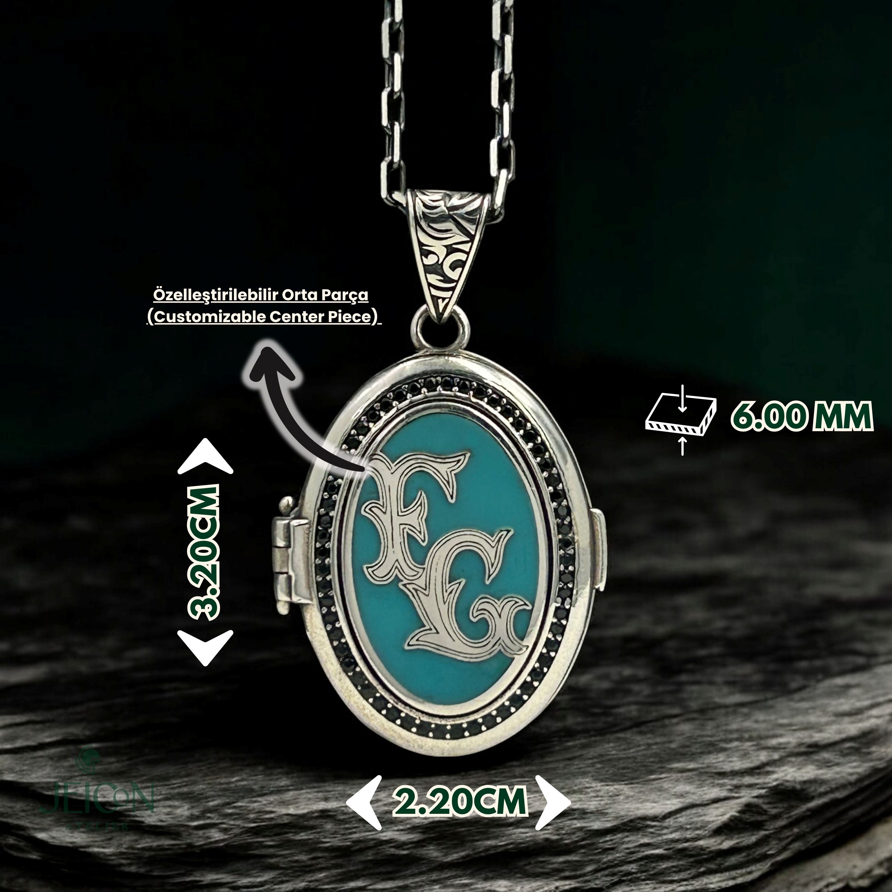Monogram Harf Ve Dua işlemeli925 Ayar Gümüş Minimal Kapaklı Madalyon