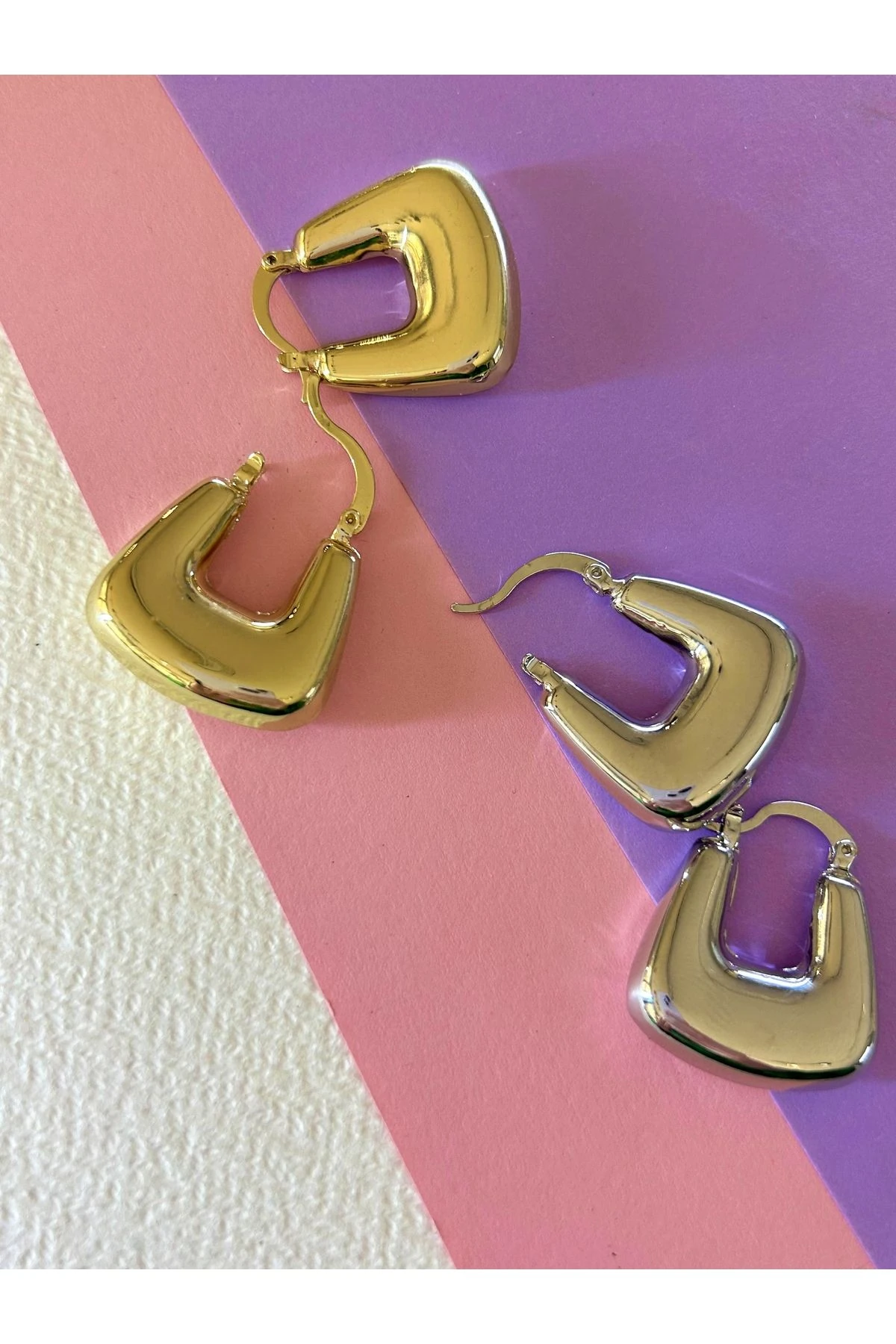 Gold Renk Çelik Düz Parlak Çanta Model Küpe