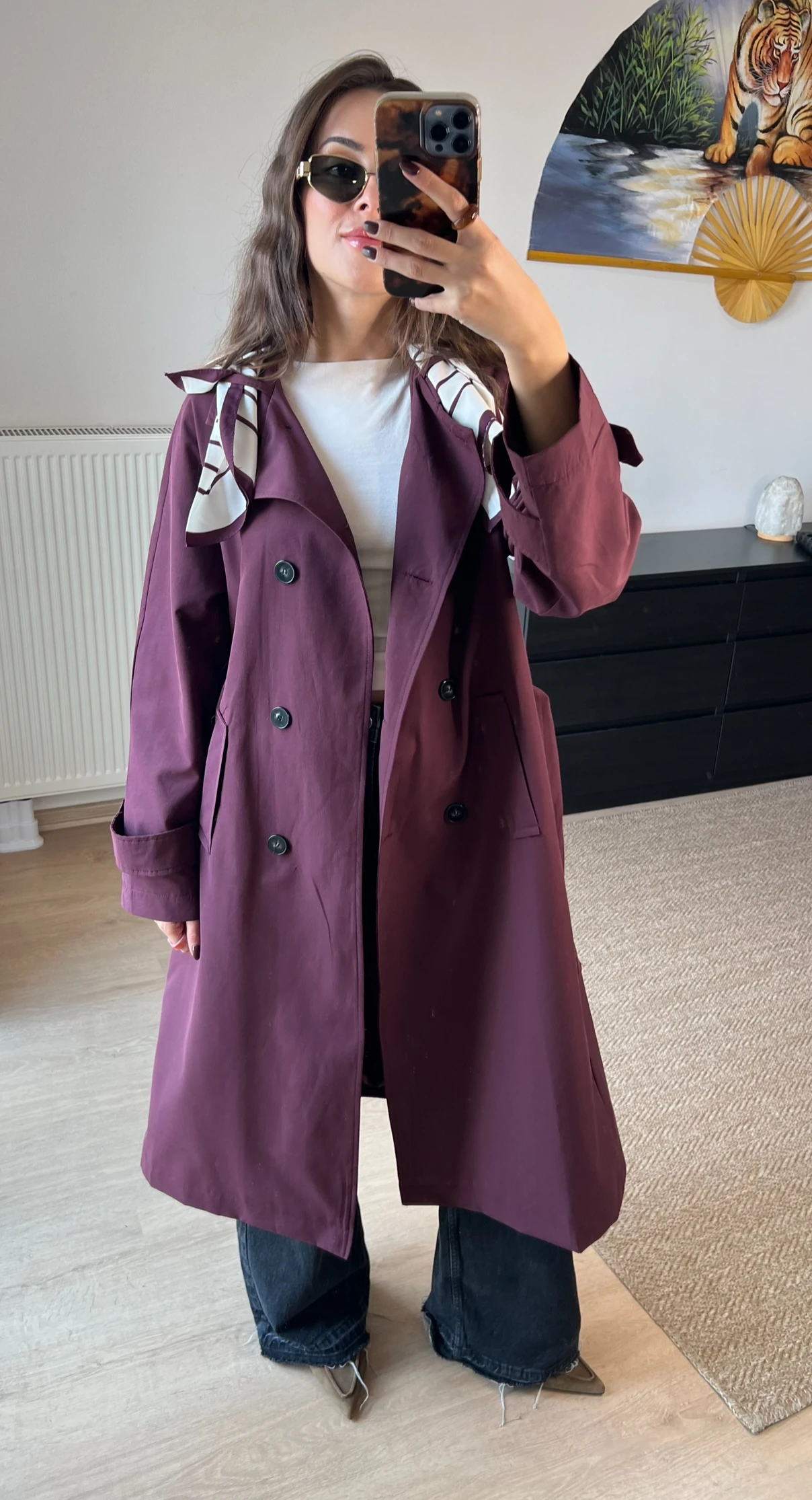 Bordo Fularlı Uzun Trençkot