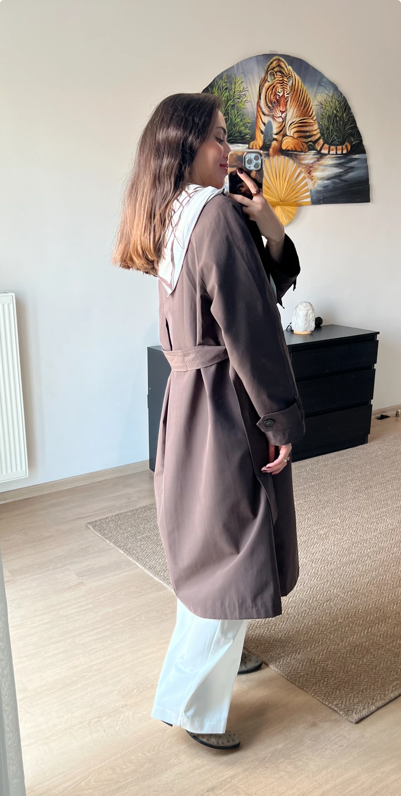 Acı Kahve Fularlı Uzun Trençkot