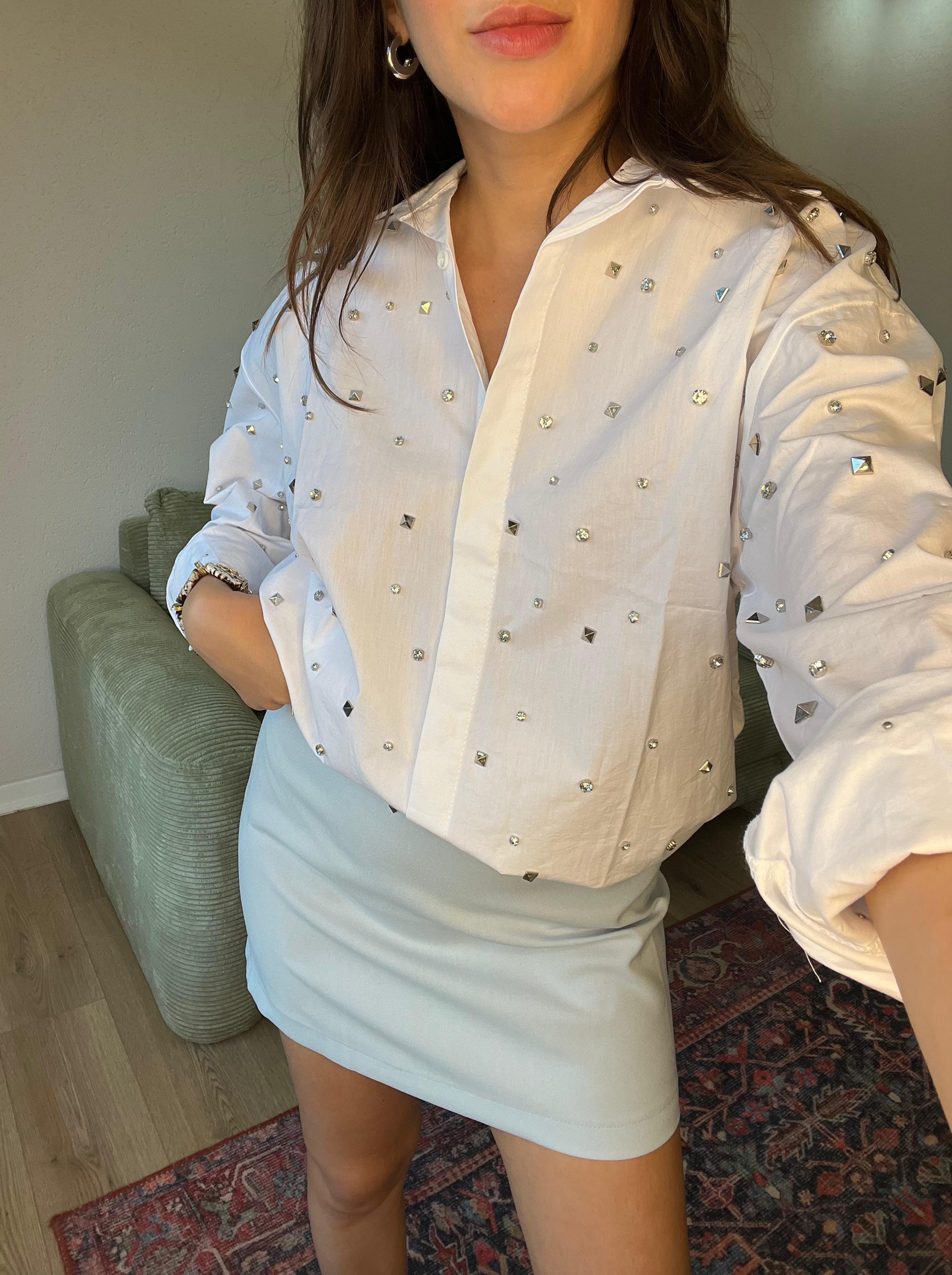Taşlı Beyaz Poplin Gömlek