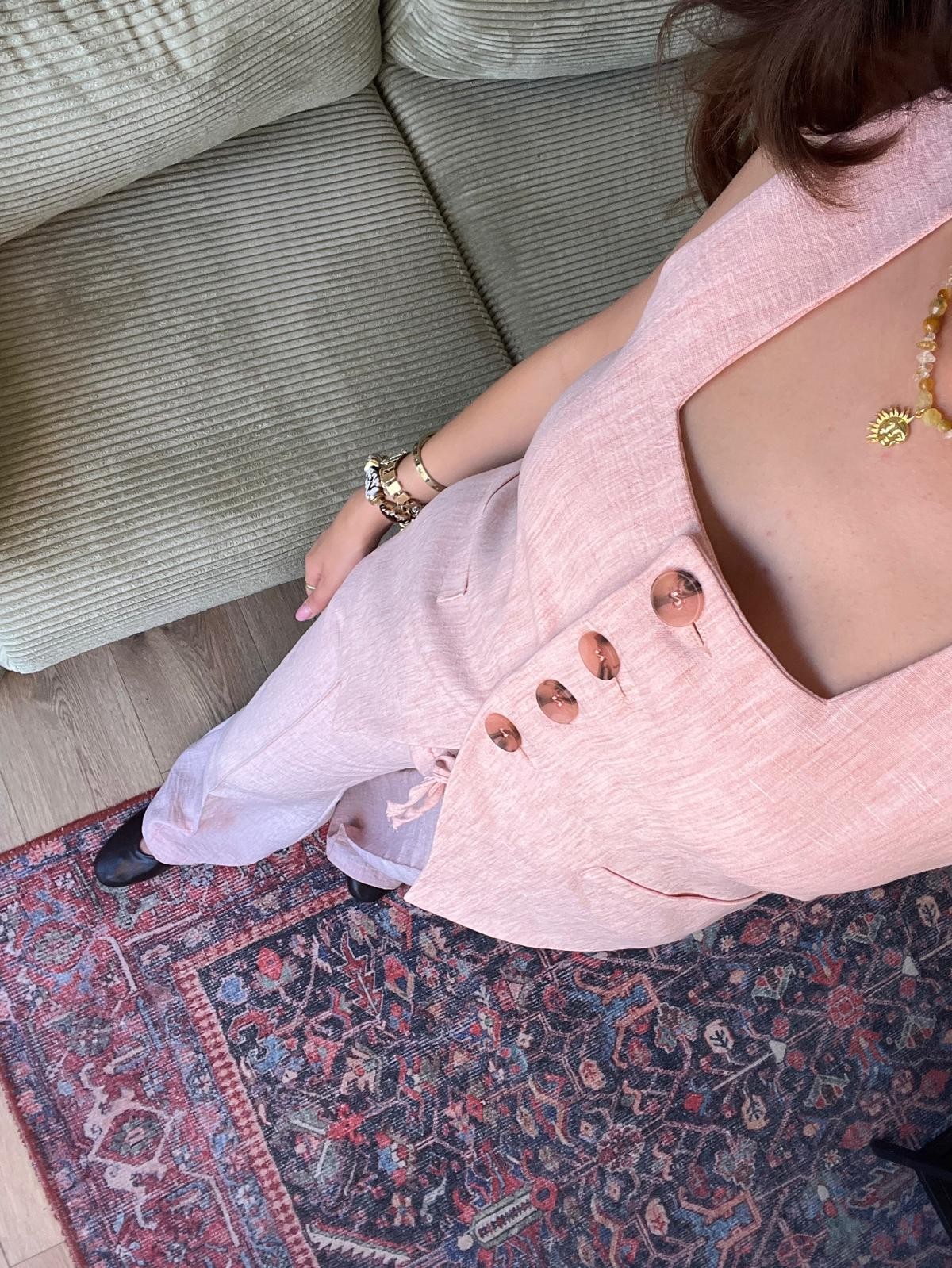 Toz Pembe Yelek Pantolon Takım