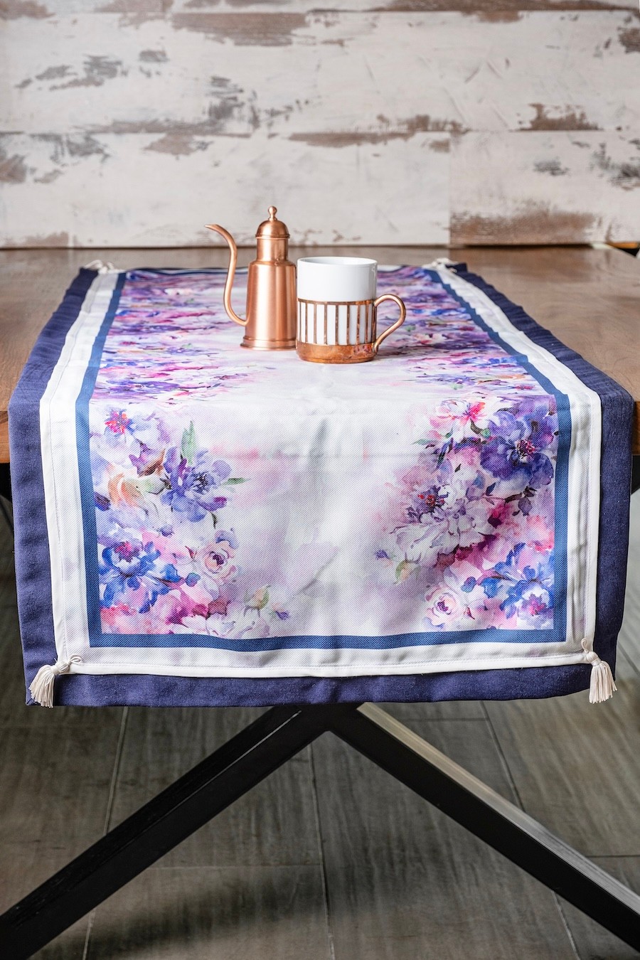Pastel Çiçek Desenli Mavi Runner