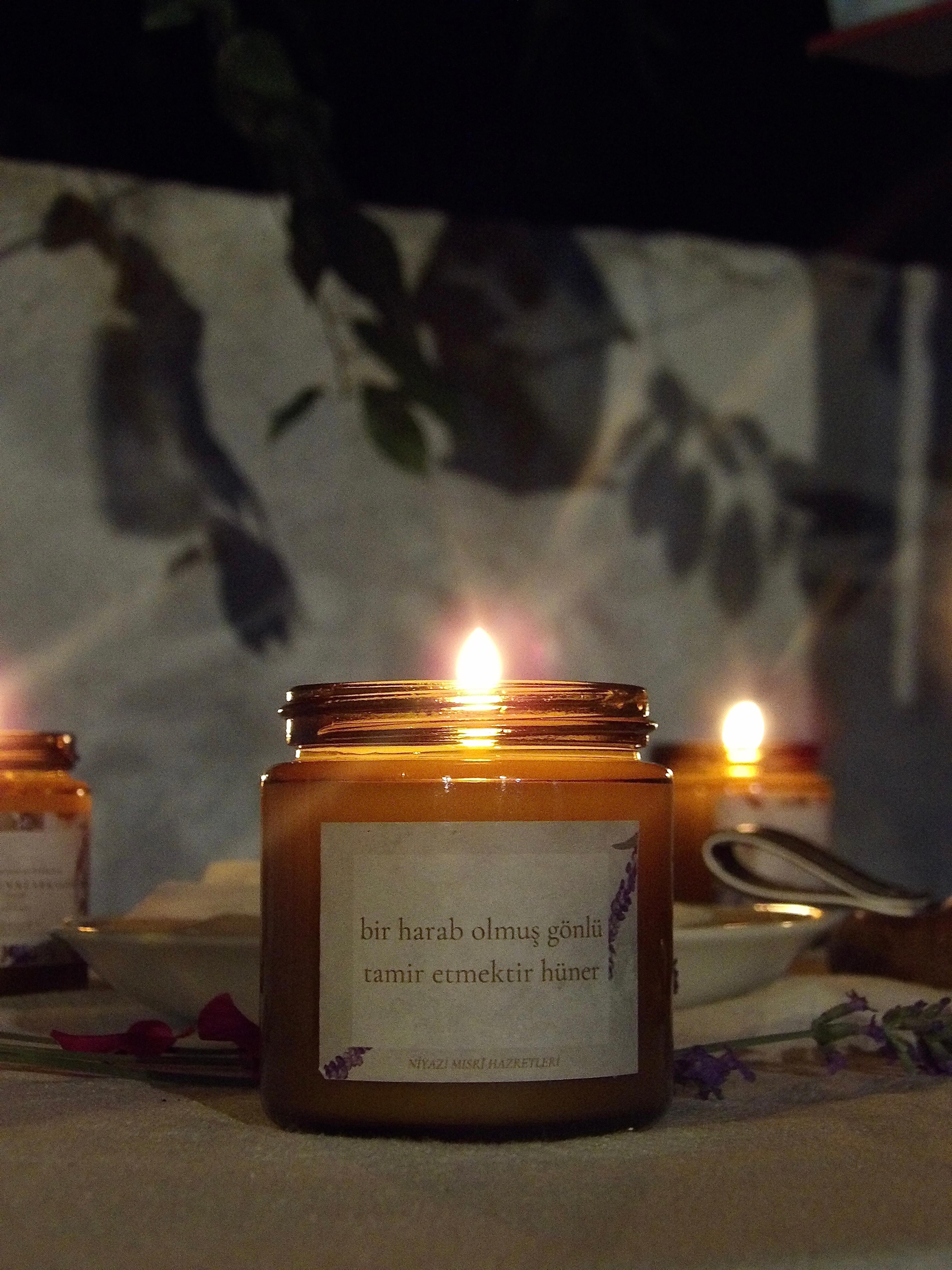 Itır Kokulu Bitkisel Mum – %100 Doğal Cocosoy Wax, Amber Cam Kavanozda