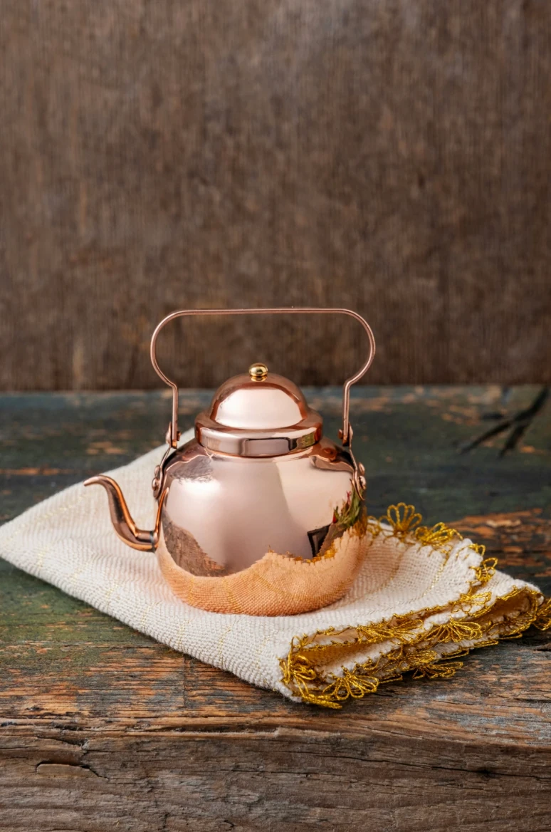 Runner + Bakır Obje + Şamdan Seti | %15 İndirimli Özel Kombin