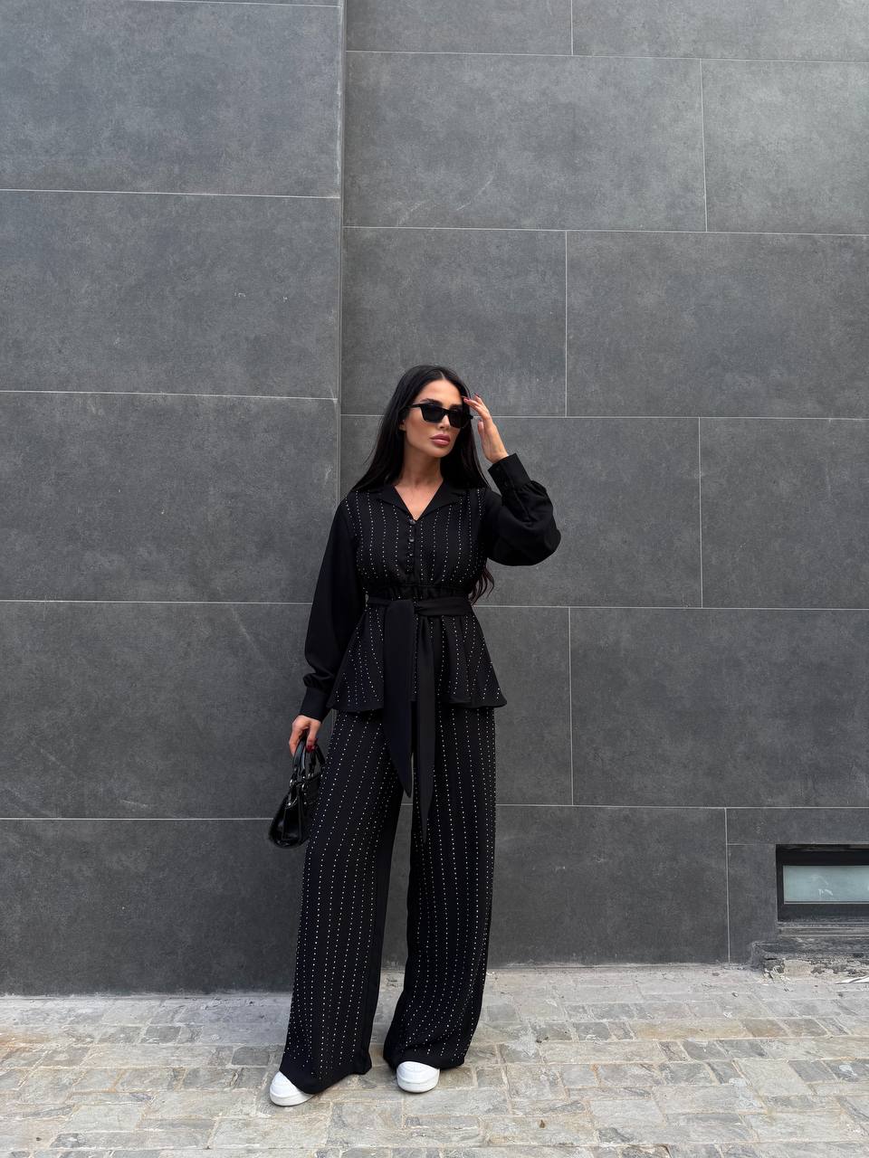 Kemerli Kristal Taş İşlemeli Ruby Kumaş Bluz & Pantolon Takım