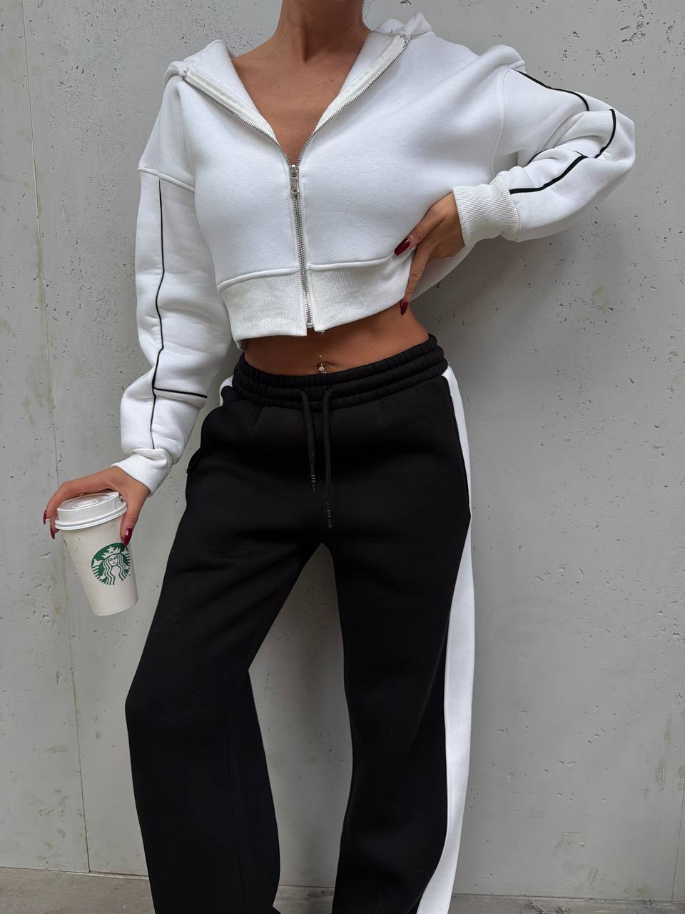 Crop Fermuarlı Kapüşonlu & Biyeli Geniş Paça 3 İplik Eşofman Takımı