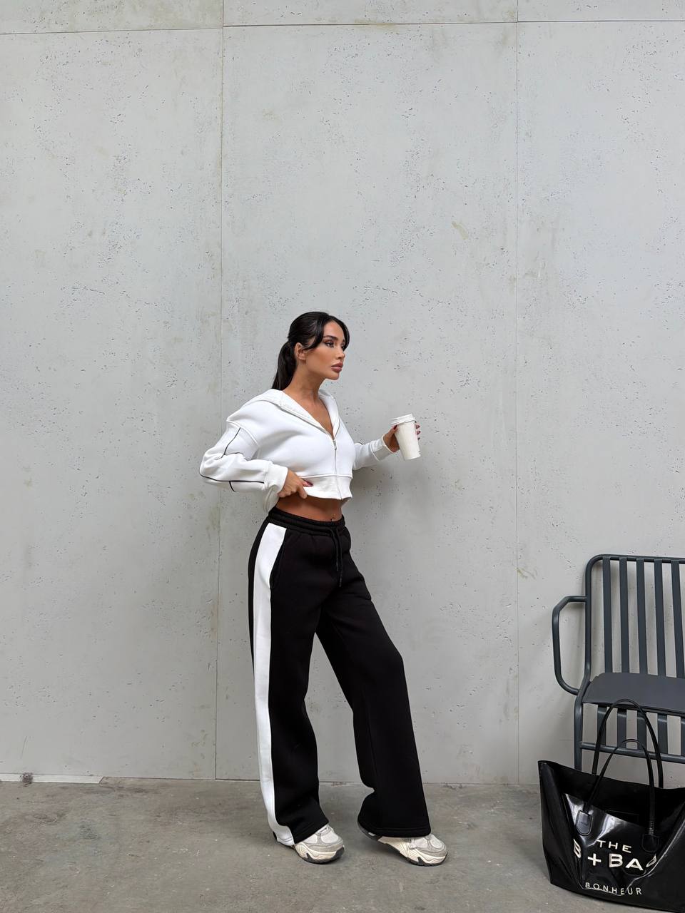 Crop Fermuarlı Kapüşonlu & Biyeli Geniş Paça 3 İplik Eşofman Takımı