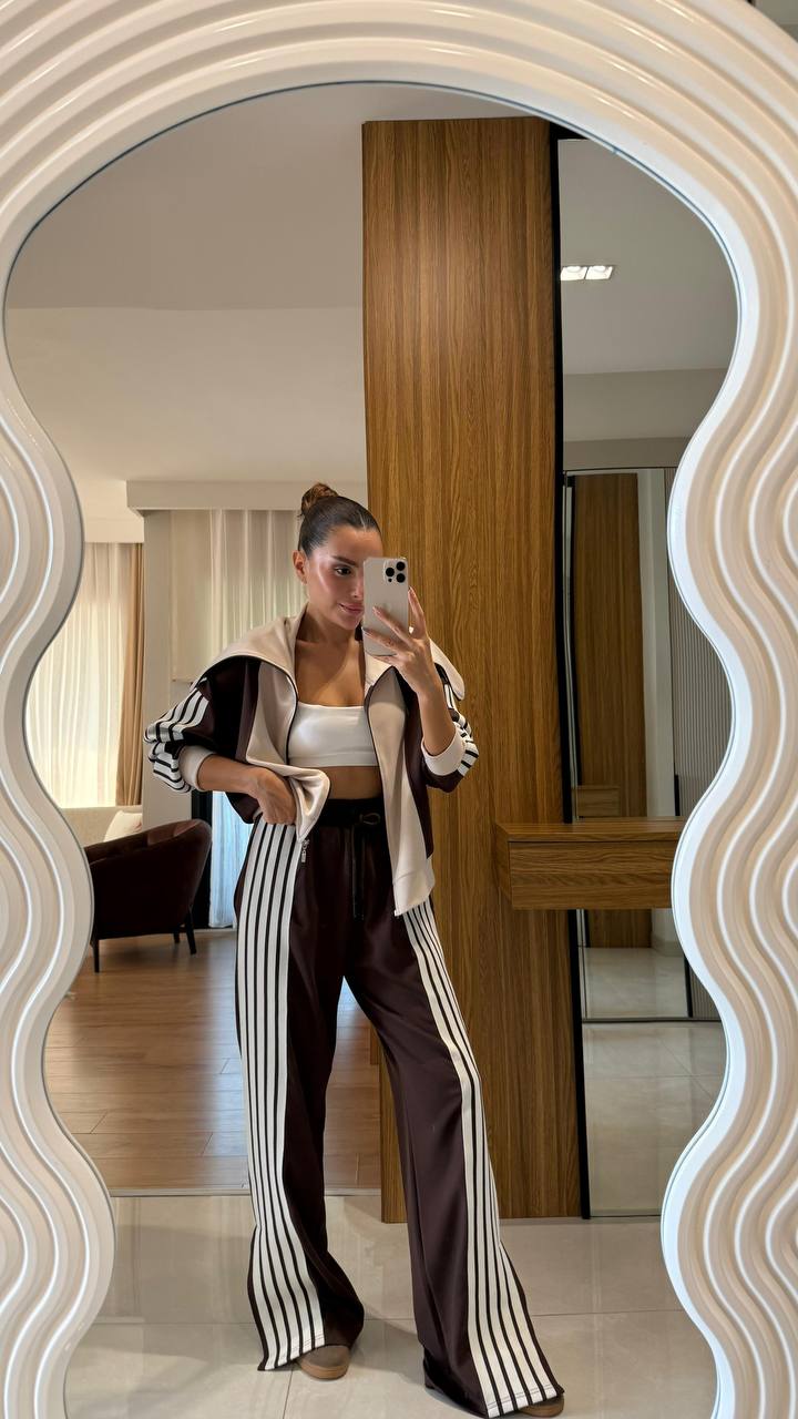 Retro Üç Çizgili Crop Fermuarlı Kapüşonlu & Geniş Paça Kadın Eşofman Takımı