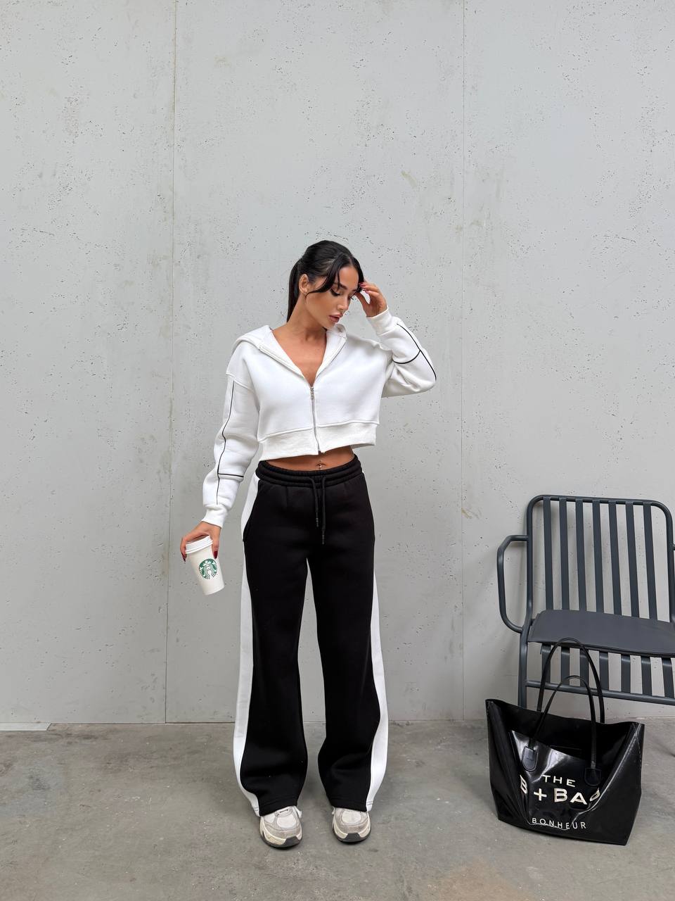 Crop Fermuarlı Kapüşonlu & Biyeli Geniş Paça 3 İplik Eşofman Takımı