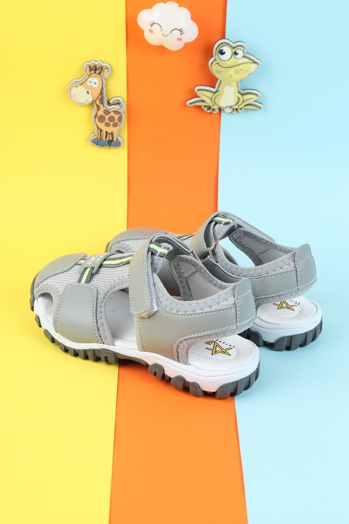 Unisex Nefes Alan Tam Ortapedik Desenli Ayak Anotomisine Uygun Unisex Çocuk Sandaleti
