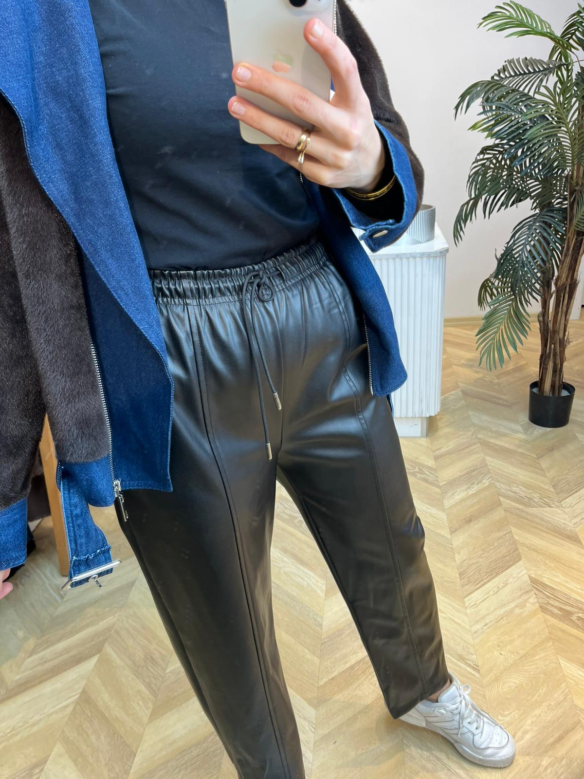 Havuç Deri Pantolon 