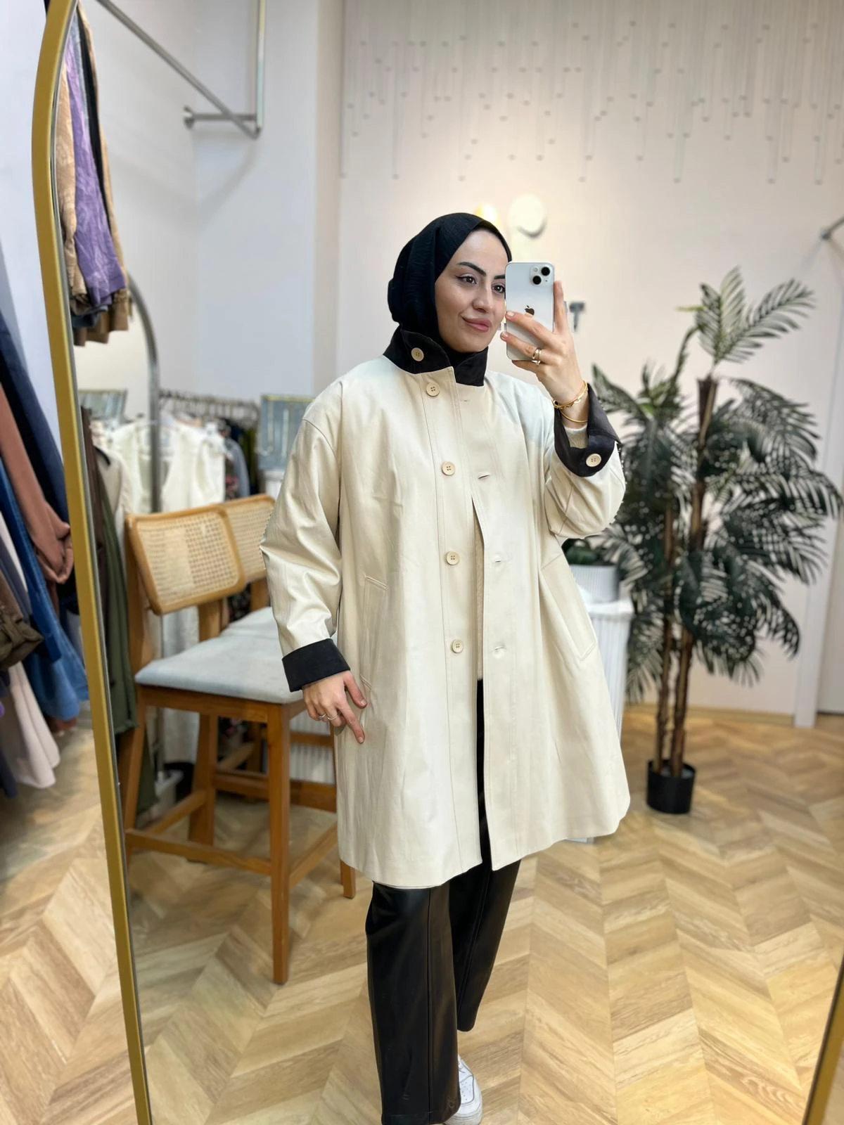 Kadife Kap Garnili  Taş 