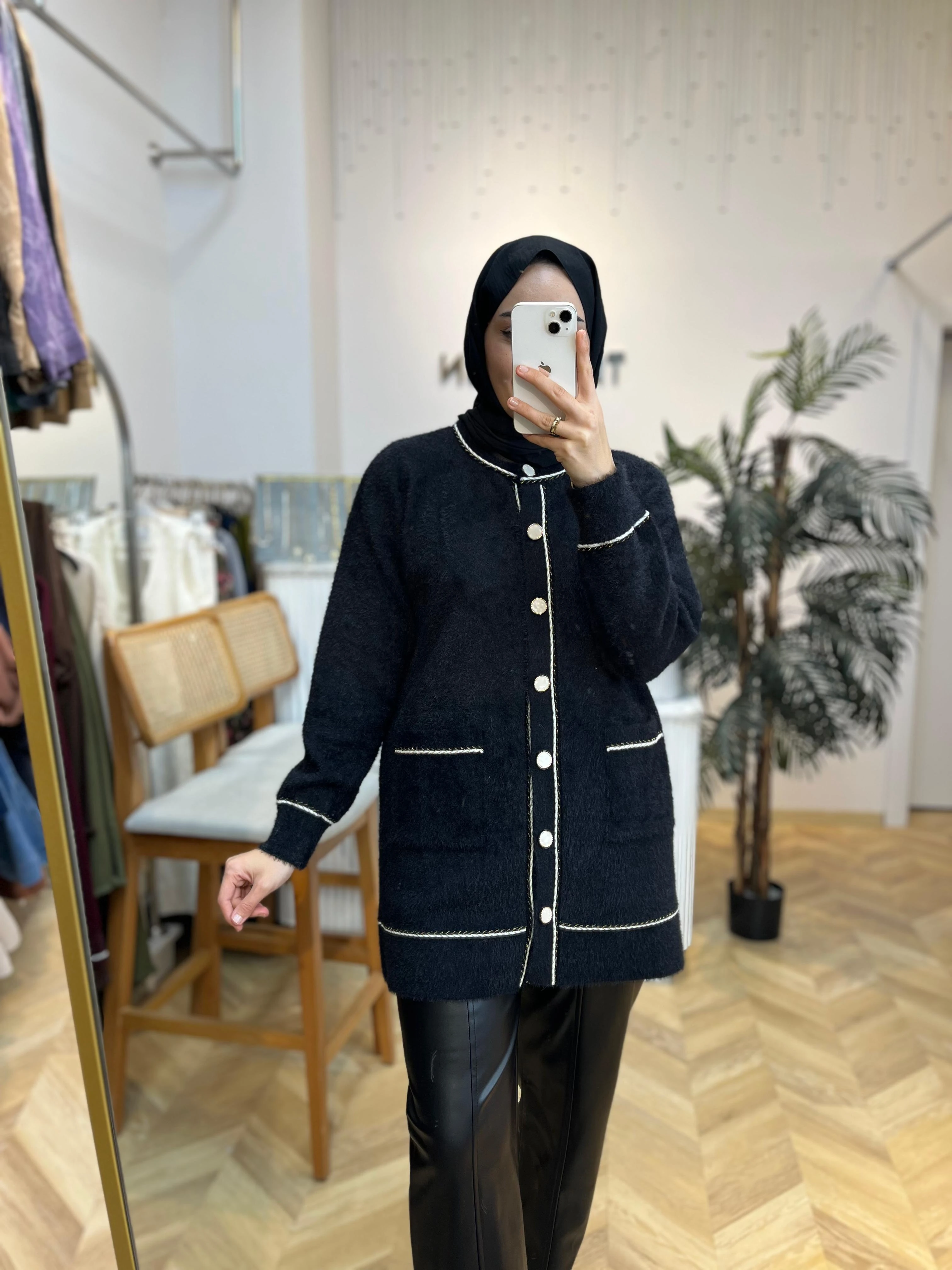 Angora Hırka Simli Siyah 