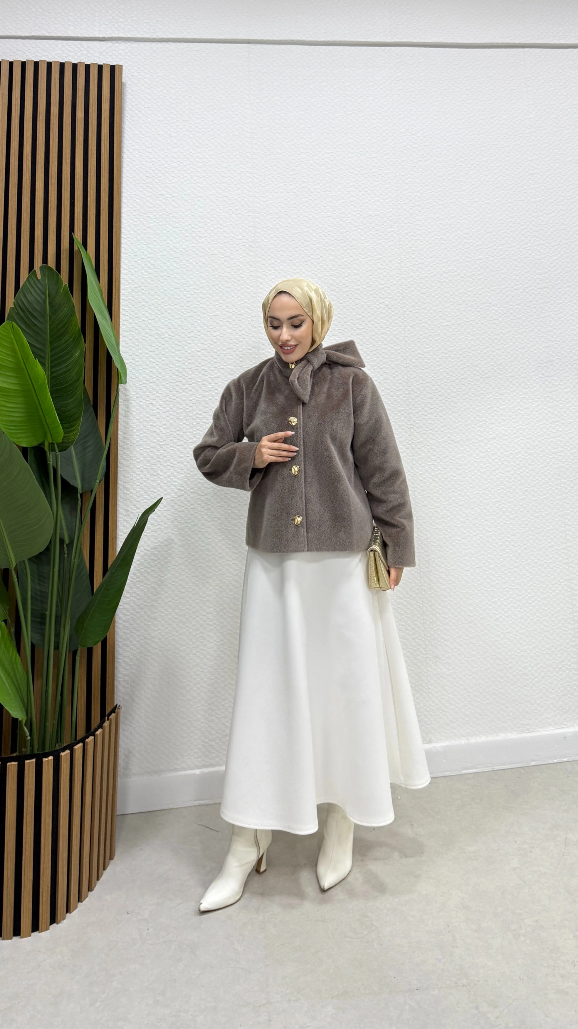 Sakallı Kaşe Kaban 3001