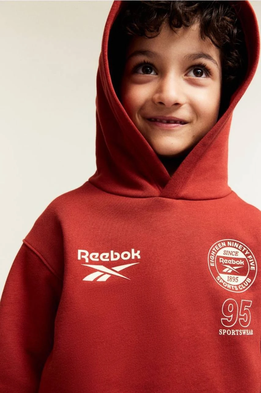 Orijinal Marka Kırmızı Spor Takım