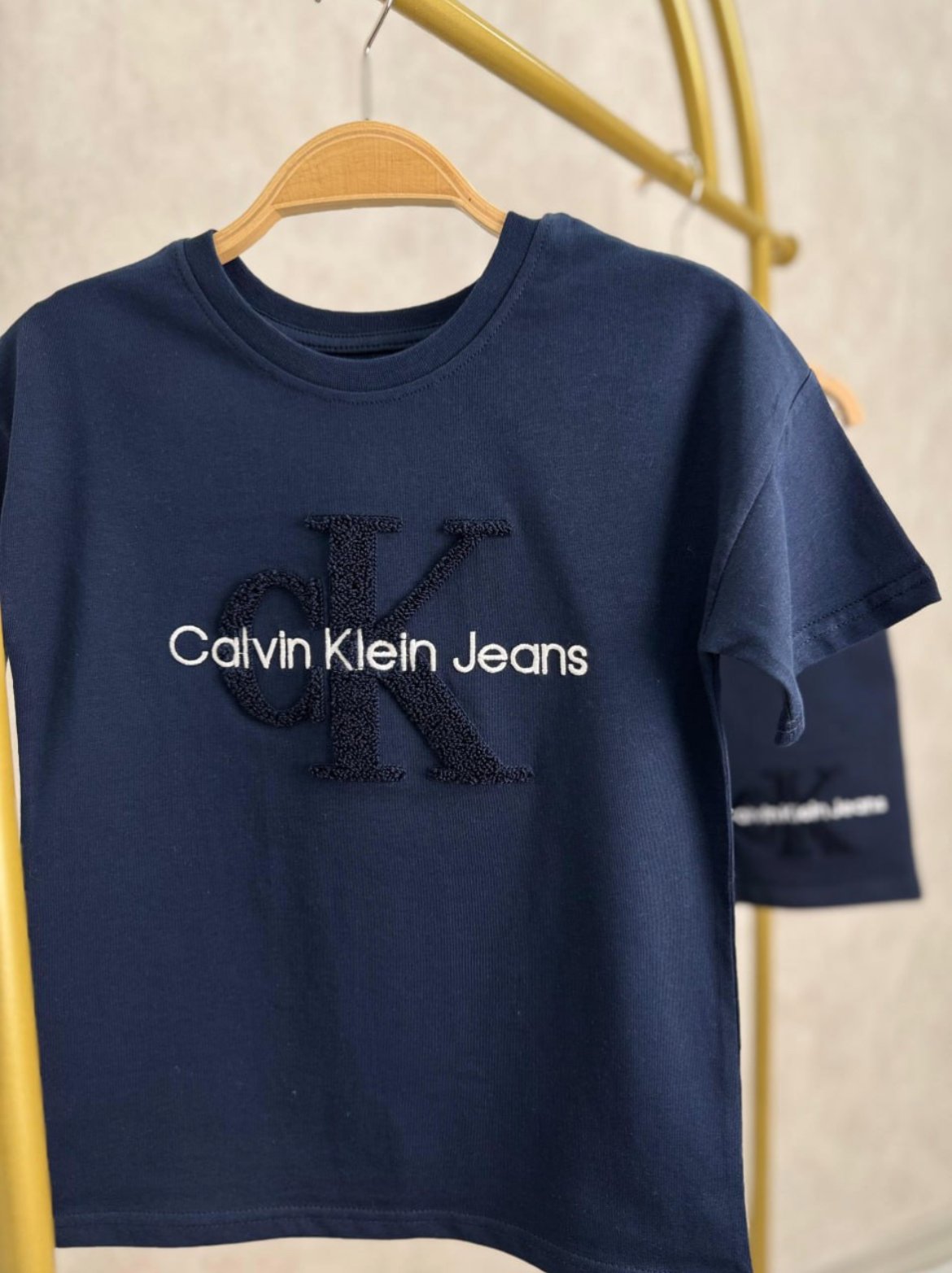 CALVİN KLEİN ŞORTLU TAKIM