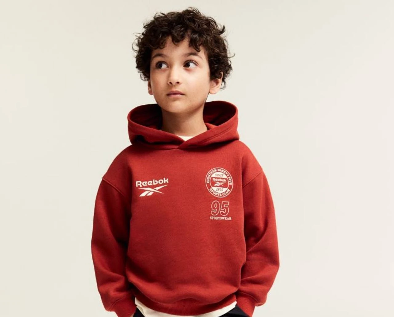 Orijinal Marka Kırmızı Spor Takım