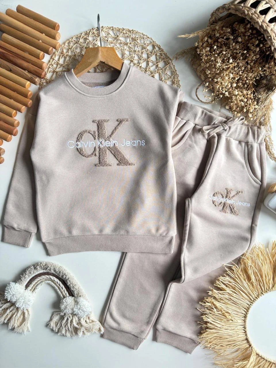 CK Bej İşlemeli Takım