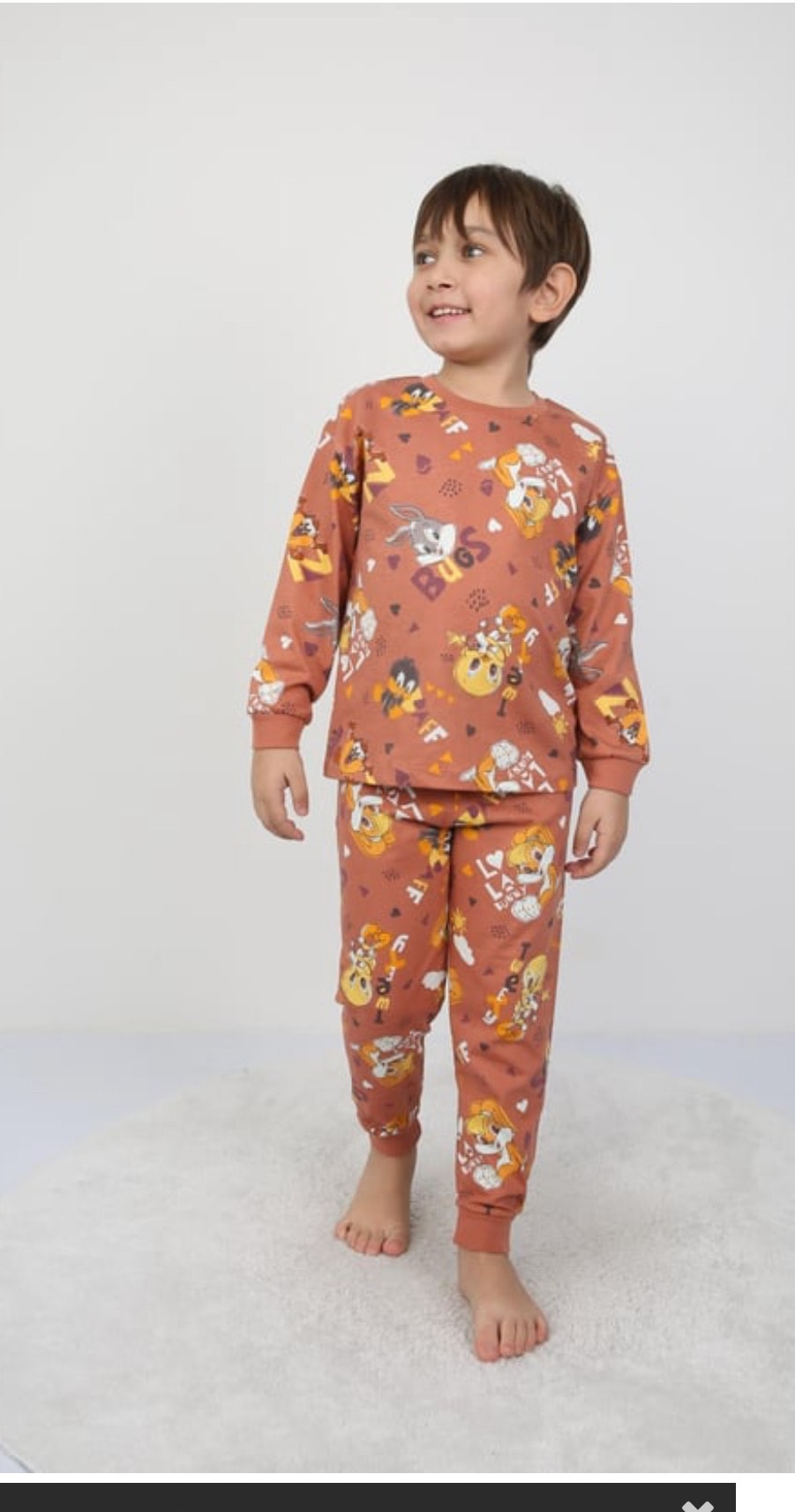 BUGS BUNNY UNISEX PİJAMA TAKIMI