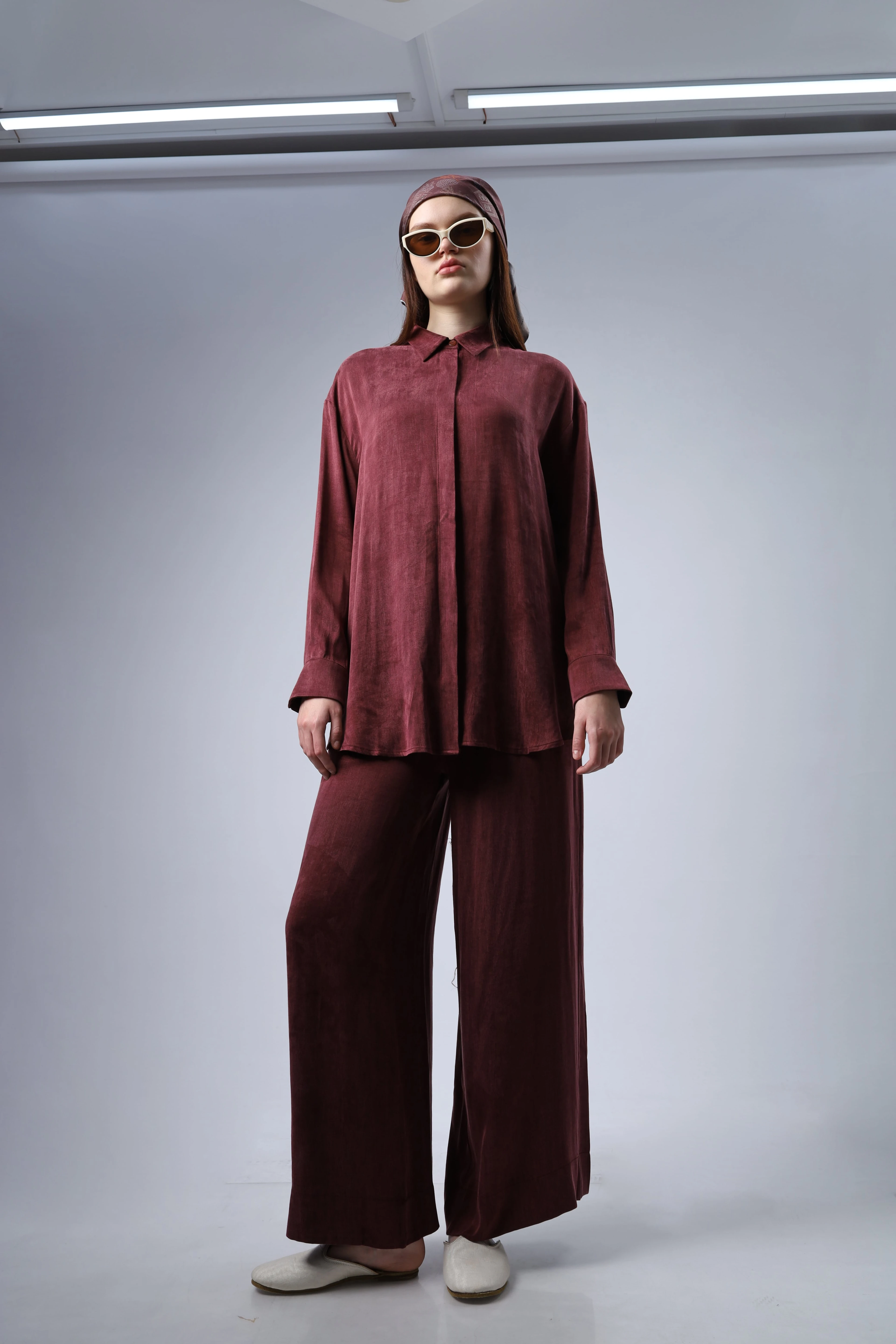 "Limited Edition Collection " TAŞLANMIŞ İPEK CUPRA BORDO TAKIM