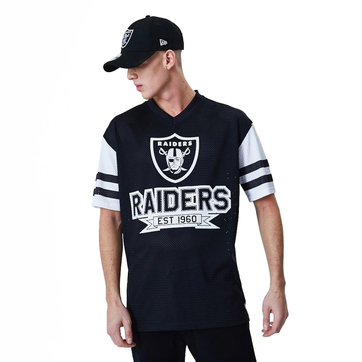 New Era NFL Oakland Raiders Contrast Sleeve Oversized T-Shirt 12195345
