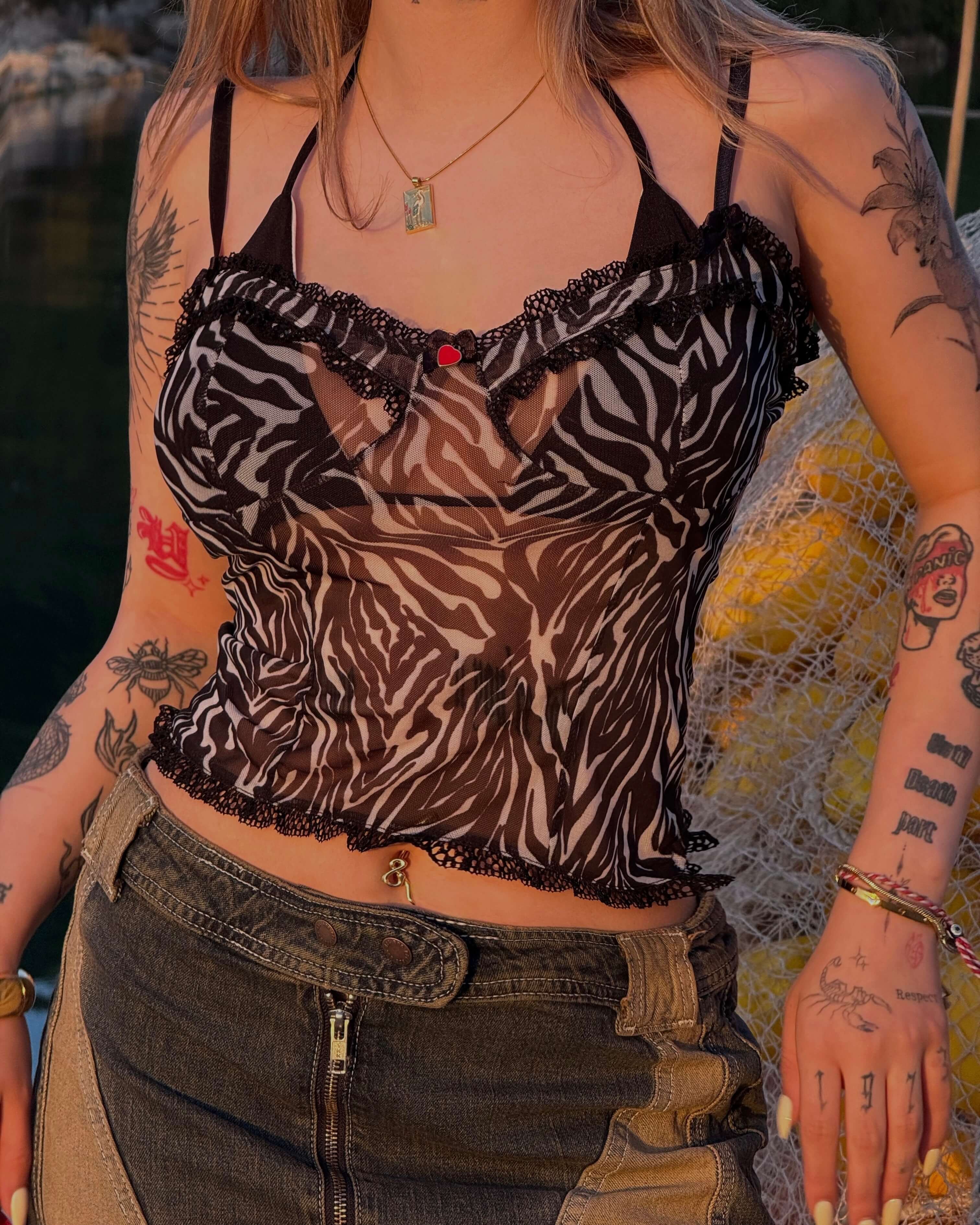 FARELL ZEBRA PATTERNED ASKILI TÜL CROP
