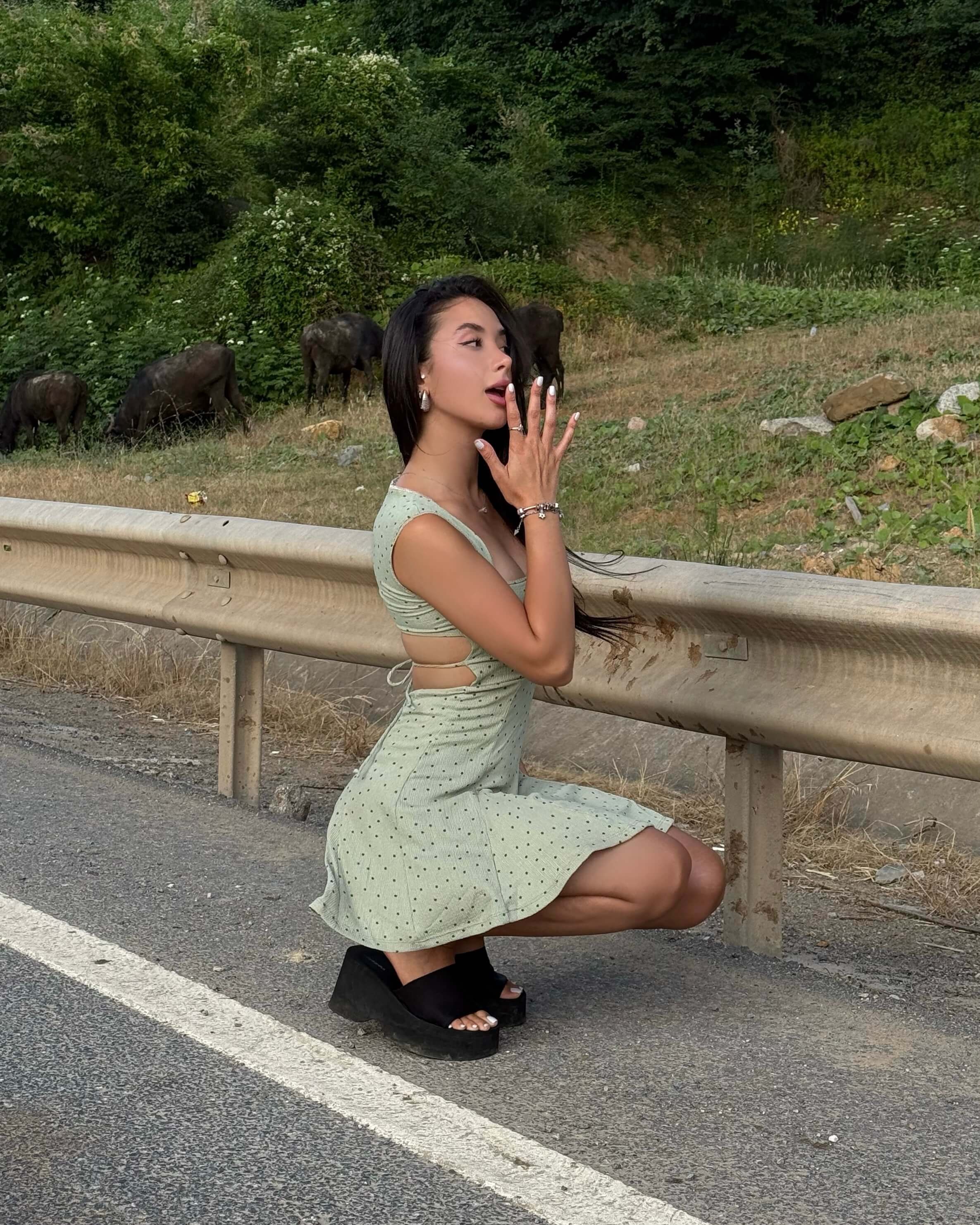 RAGGA KHAKI KARE YAKA SIRTI AÇIK ELBİSE